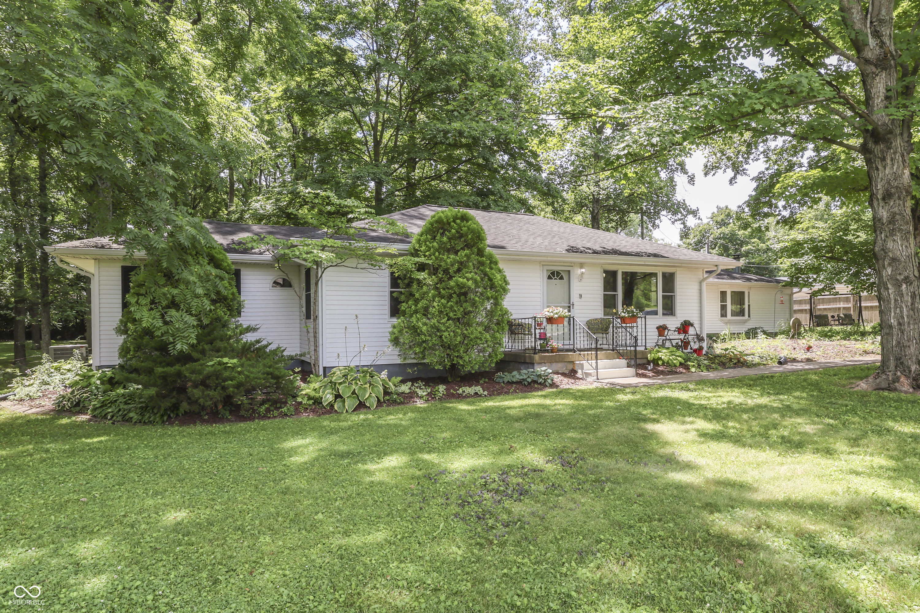 5621 W Smokey Row Road W