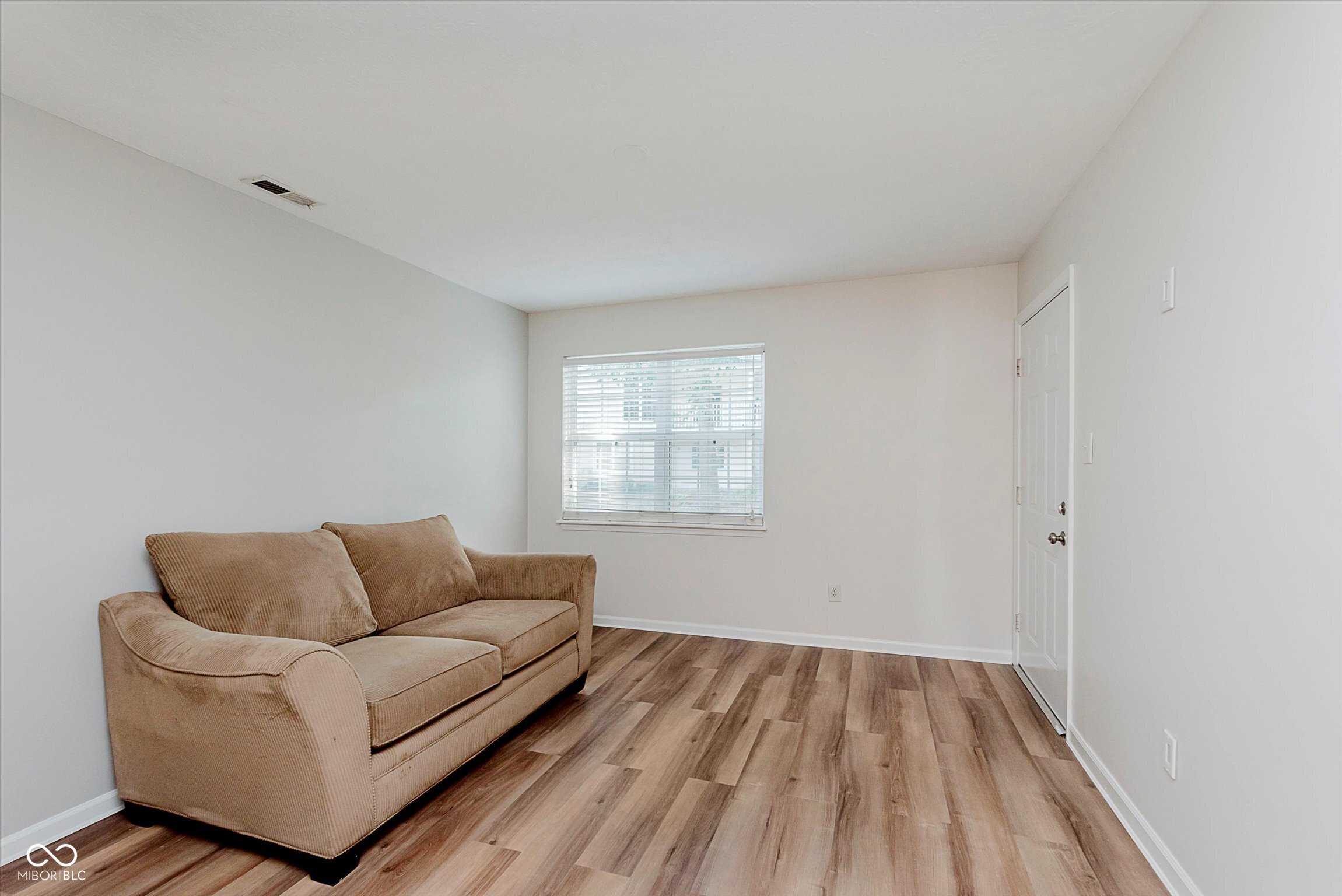 6923 Elise Court