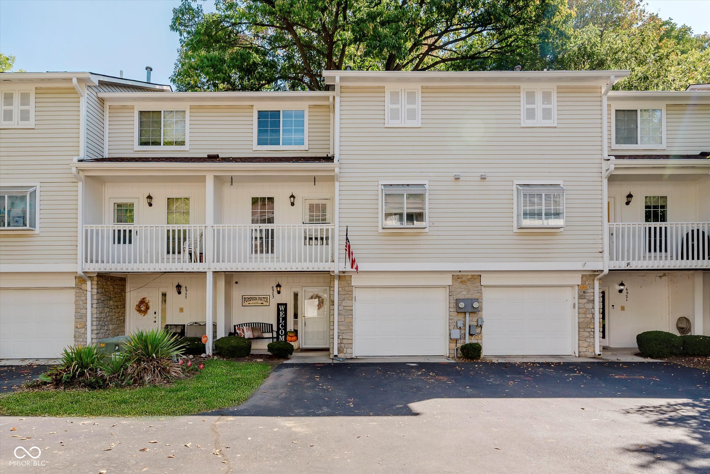 6923 Elise Court
