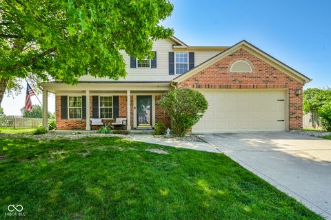 Photo of 1213 Barrington Drive, Greenwood, IN 46143 (MLS # 22099048)