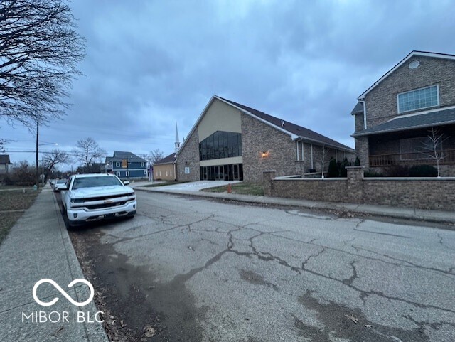 1831 Bellefontaine Street