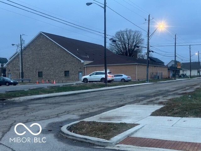 1831 Bellefontaine Street