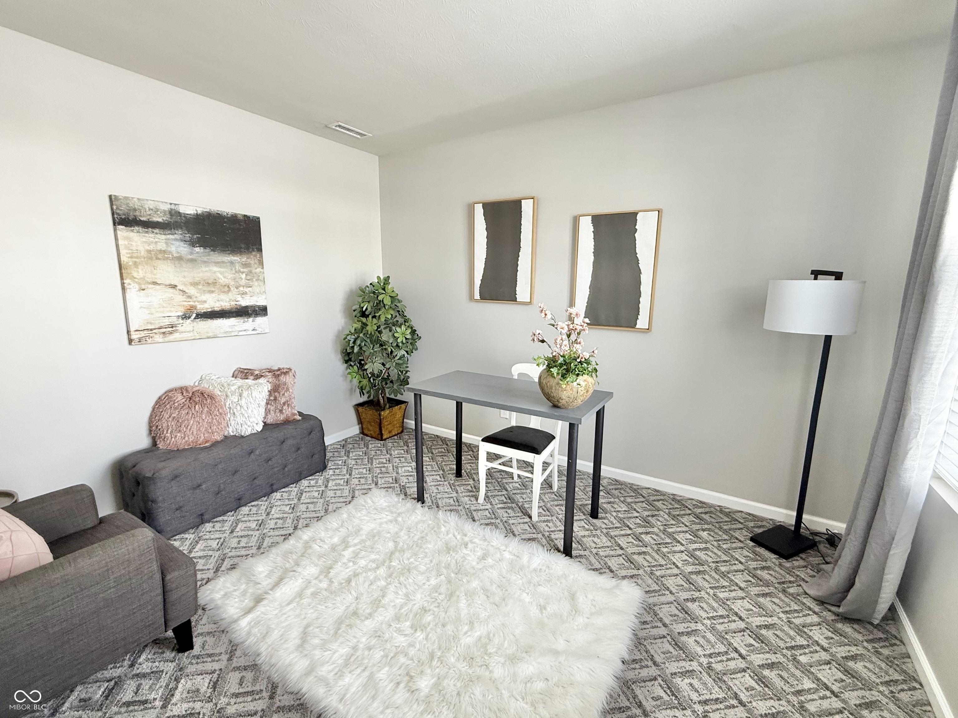 6588 Flat Ridge Lane