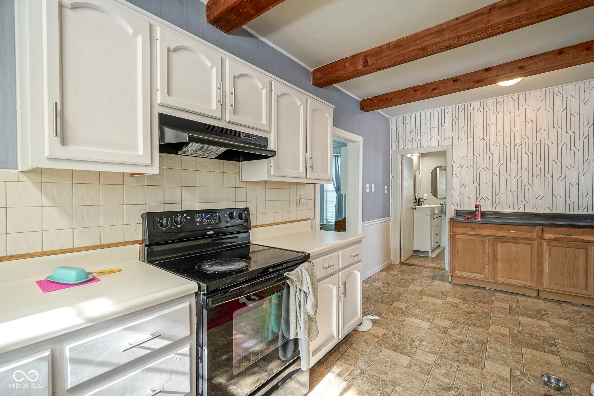 Sheridan, Indiana 46069, United States, 5 Bedrooms Bedrooms, ,1 BathroomBathrooms,Residential,Active,144751