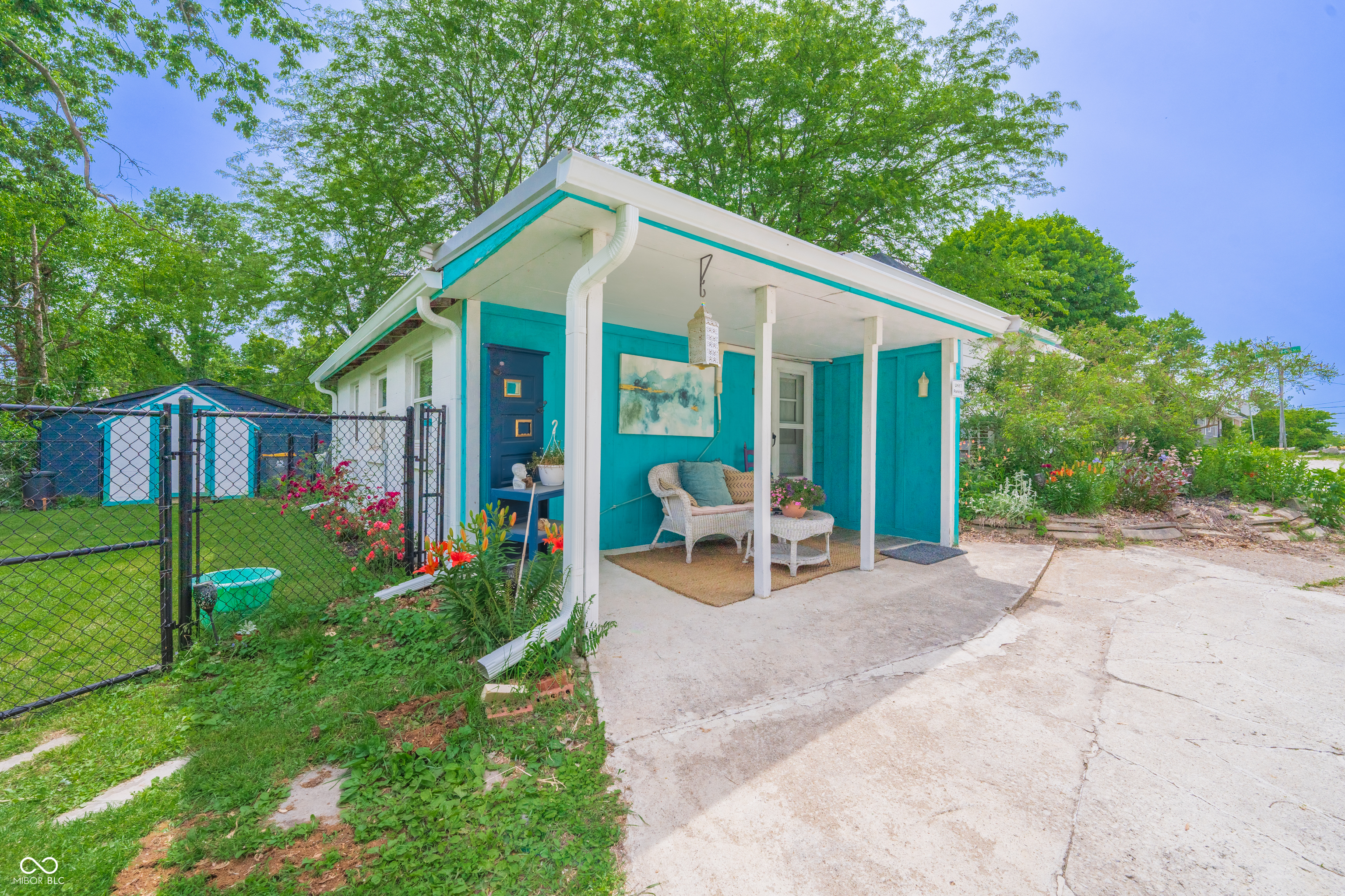 1101 S Rogers Street S