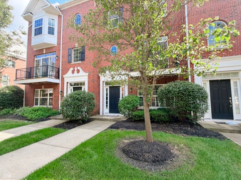 Photo of 11910 Riley Drive #4, Zionsville, IN 46077 (MLS # 22121951)