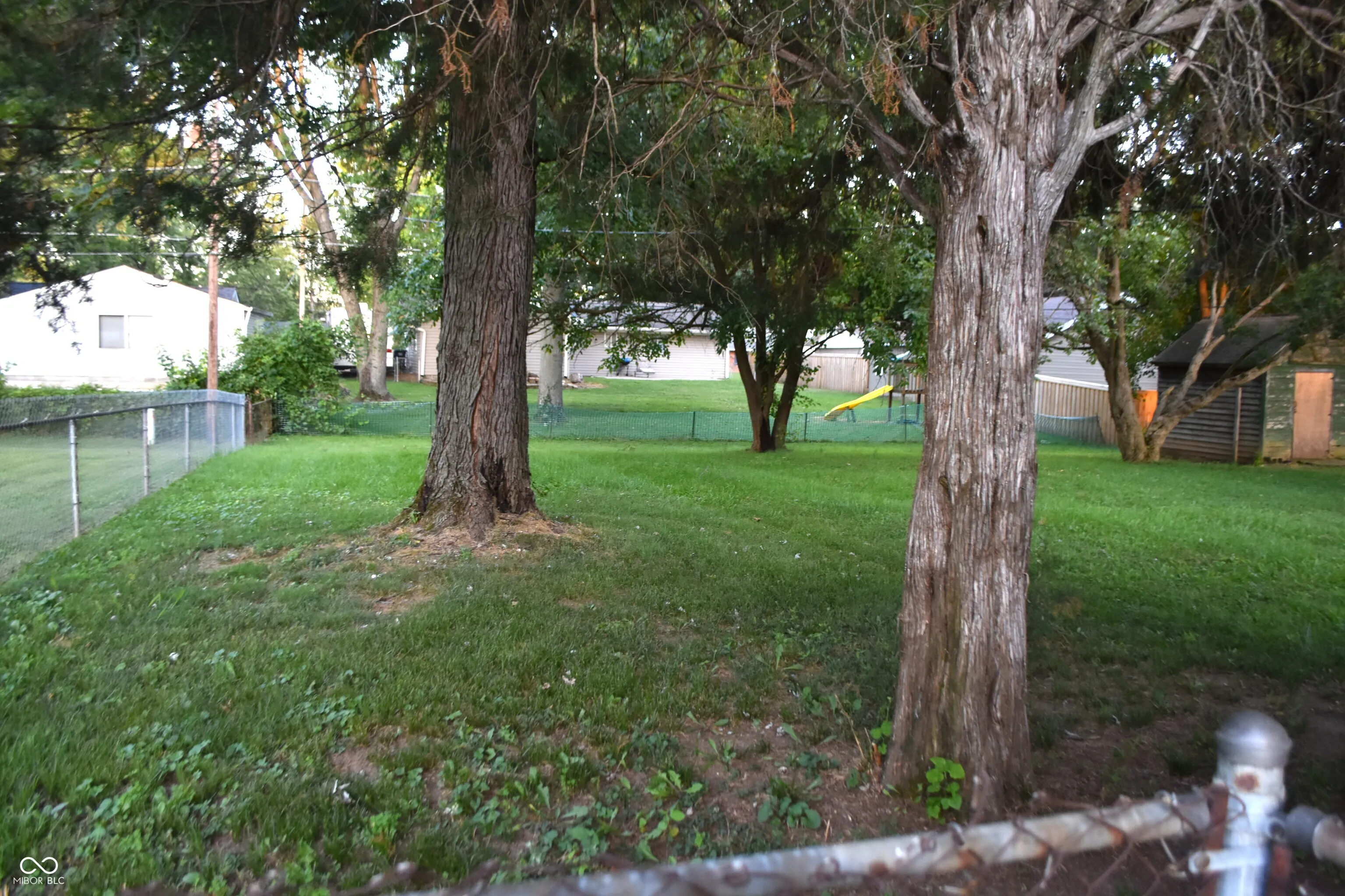 Greenwood, Indiana 46142, United States, 3 Bedrooms Bedrooms, ,2 BathroomsBathrooms,Residential,Pending,203253