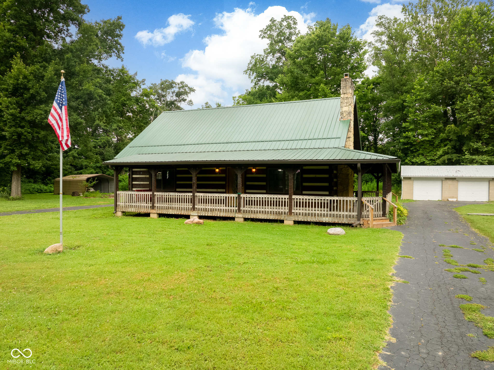 6140 S Brookville Pike