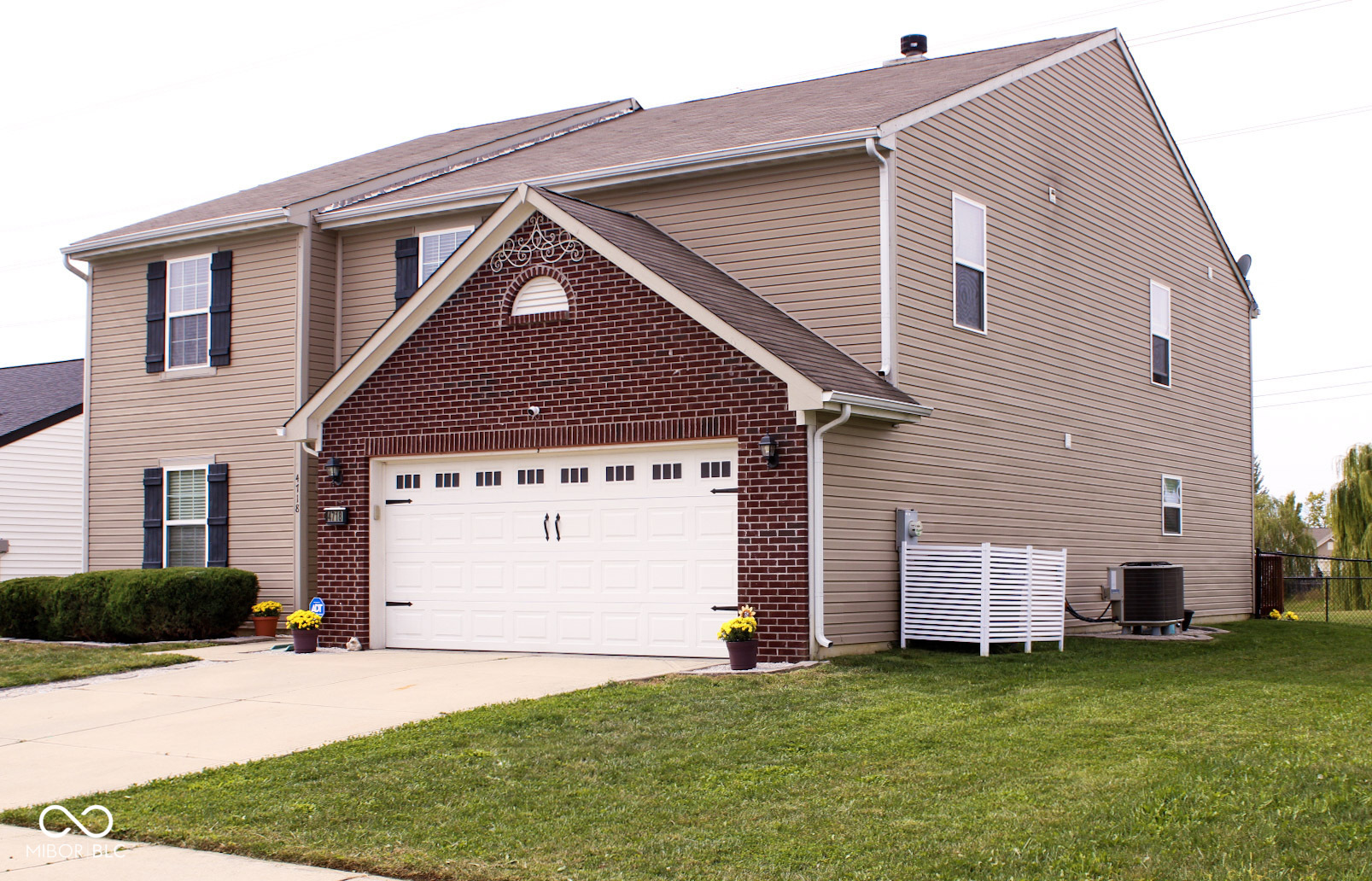 4718 Deacon Lane