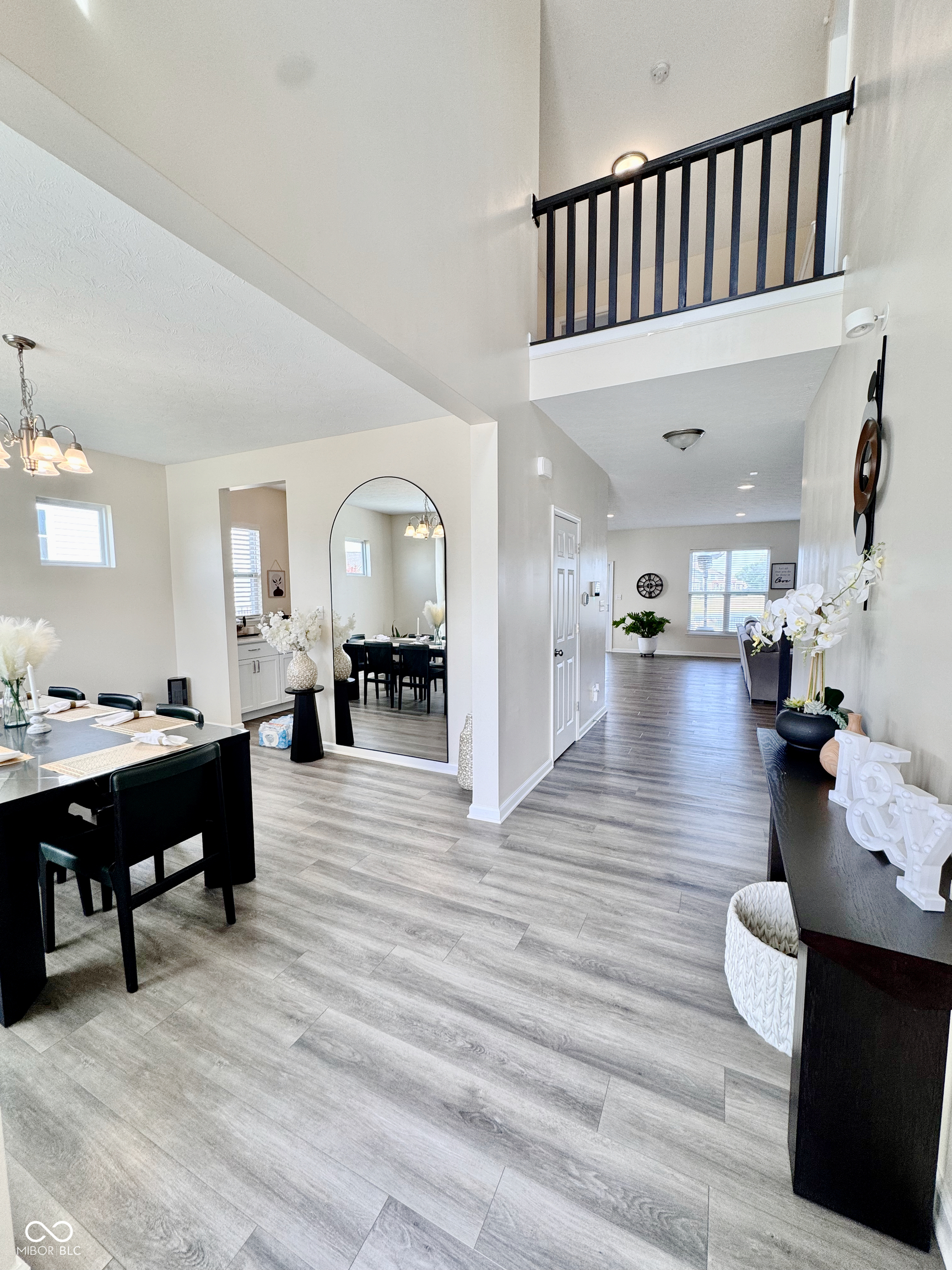 6527 Gulfwood Drive