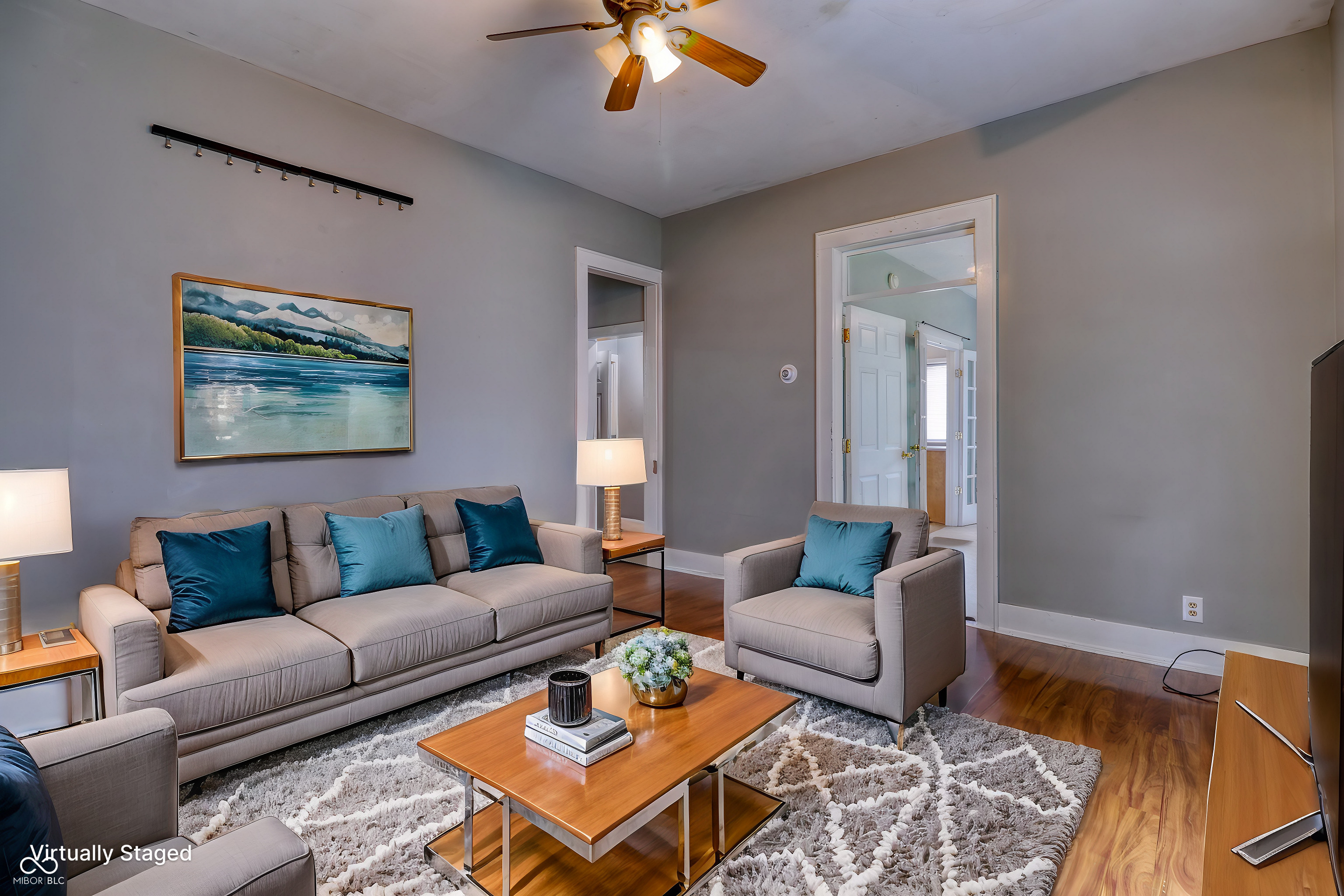 1104 W Ashland Avenue