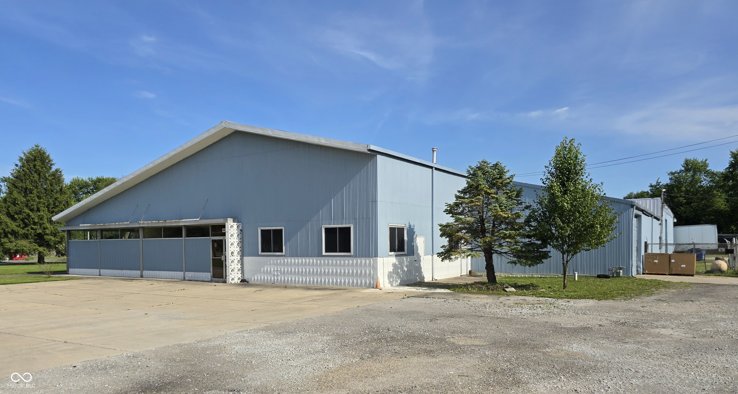 3341 W US Highway 40