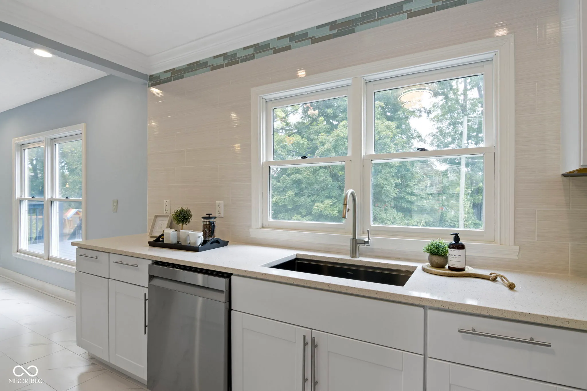 Fishers, Indiana 46037, United States, 6 Bedrooms Bedrooms, ,4 BathroomsBathrooms,Residential,Active,209203