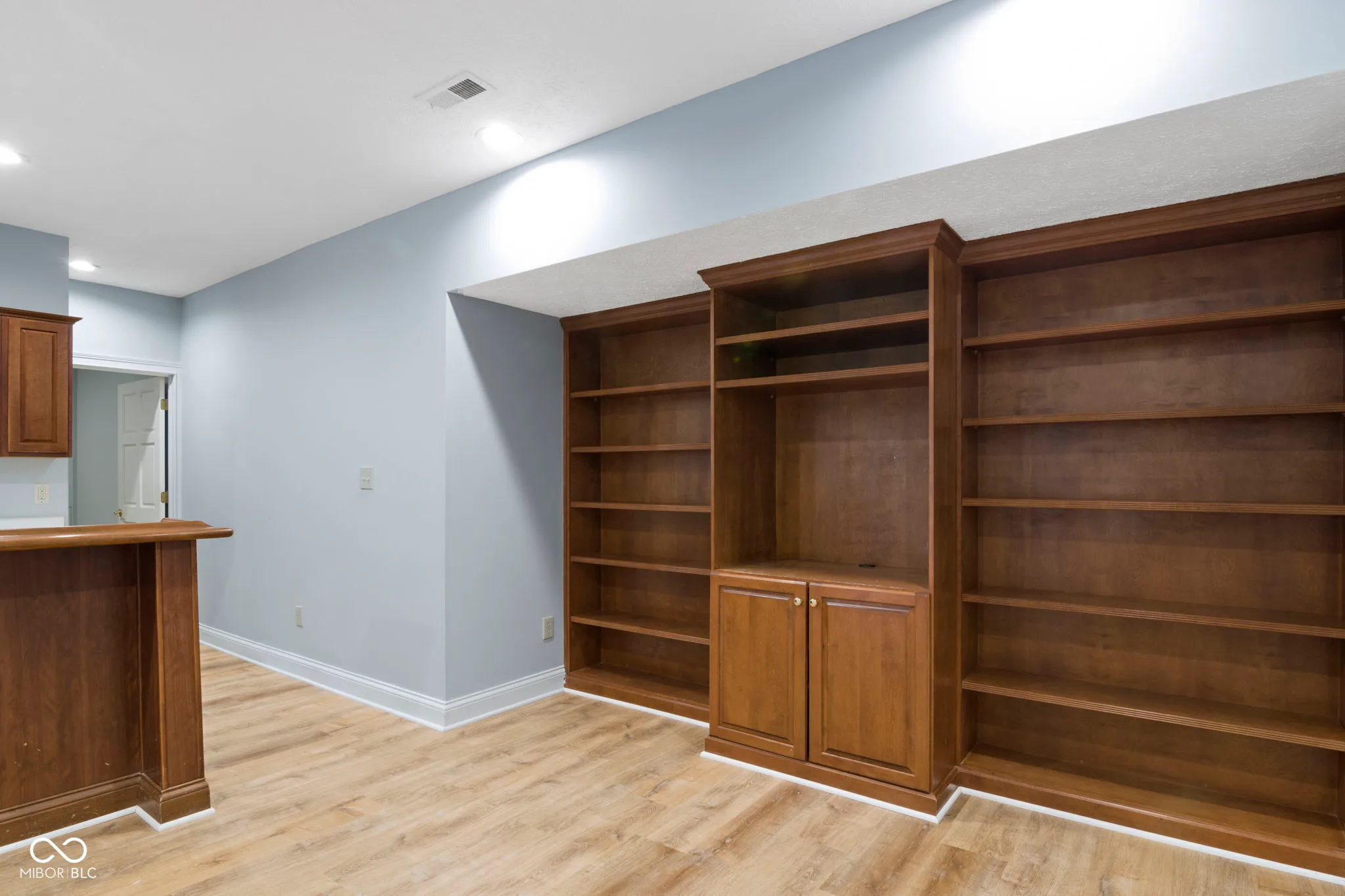 Fishers, Indiana 46037, United States, 6 Bedrooms Bedrooms, ,4 BathroomsBathrooms,Residential,Active,209203