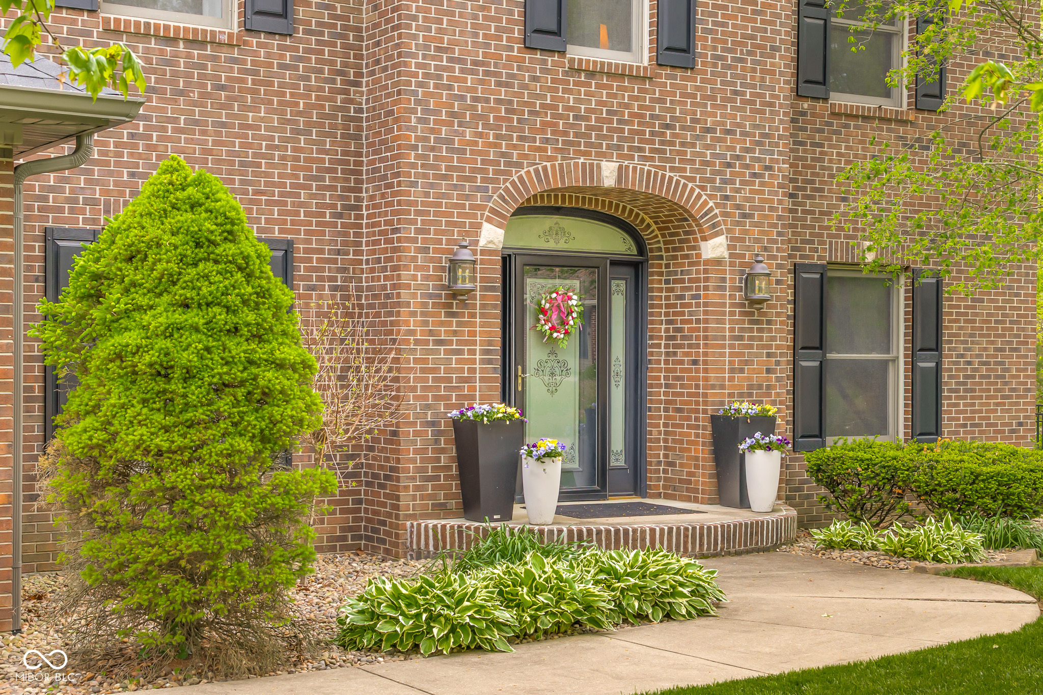 6075 Chinkapin Drive