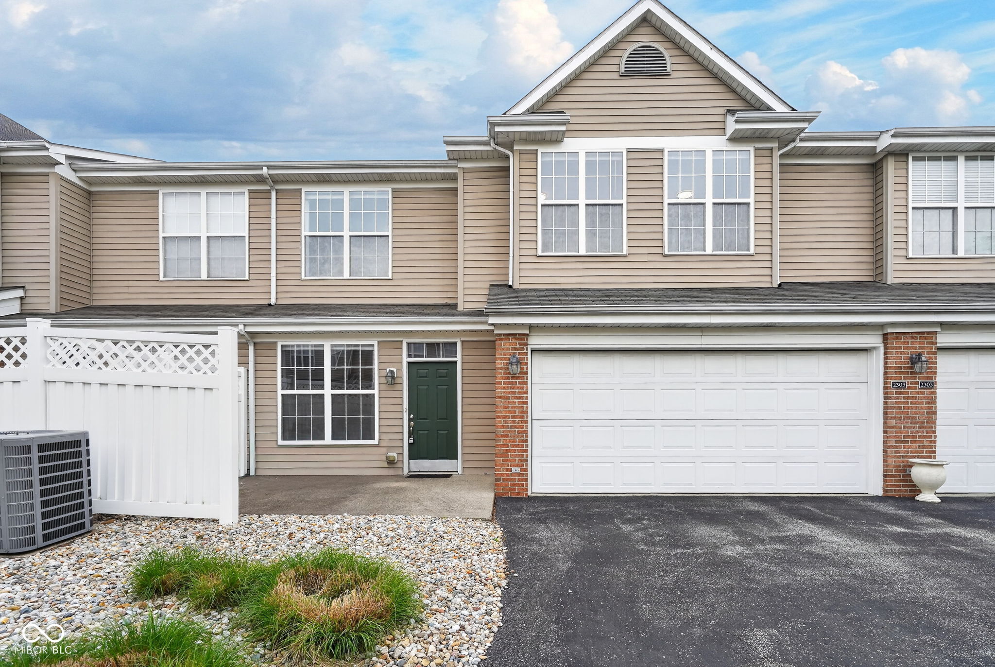 Photo 1 of 44 — 2305 Colfax Lane, Indianapolis, IN 46260