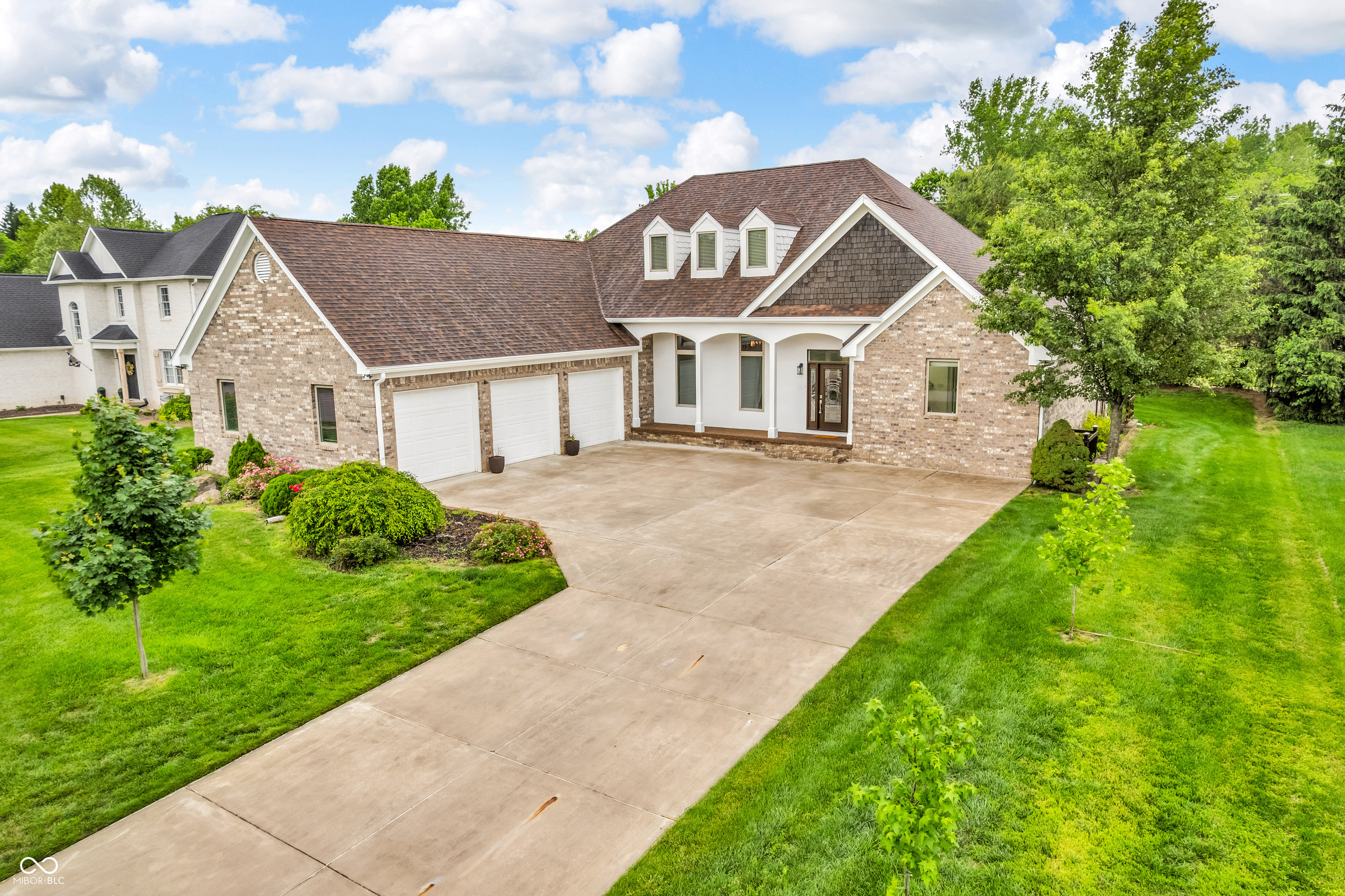 720 Willow Pointe North Drive