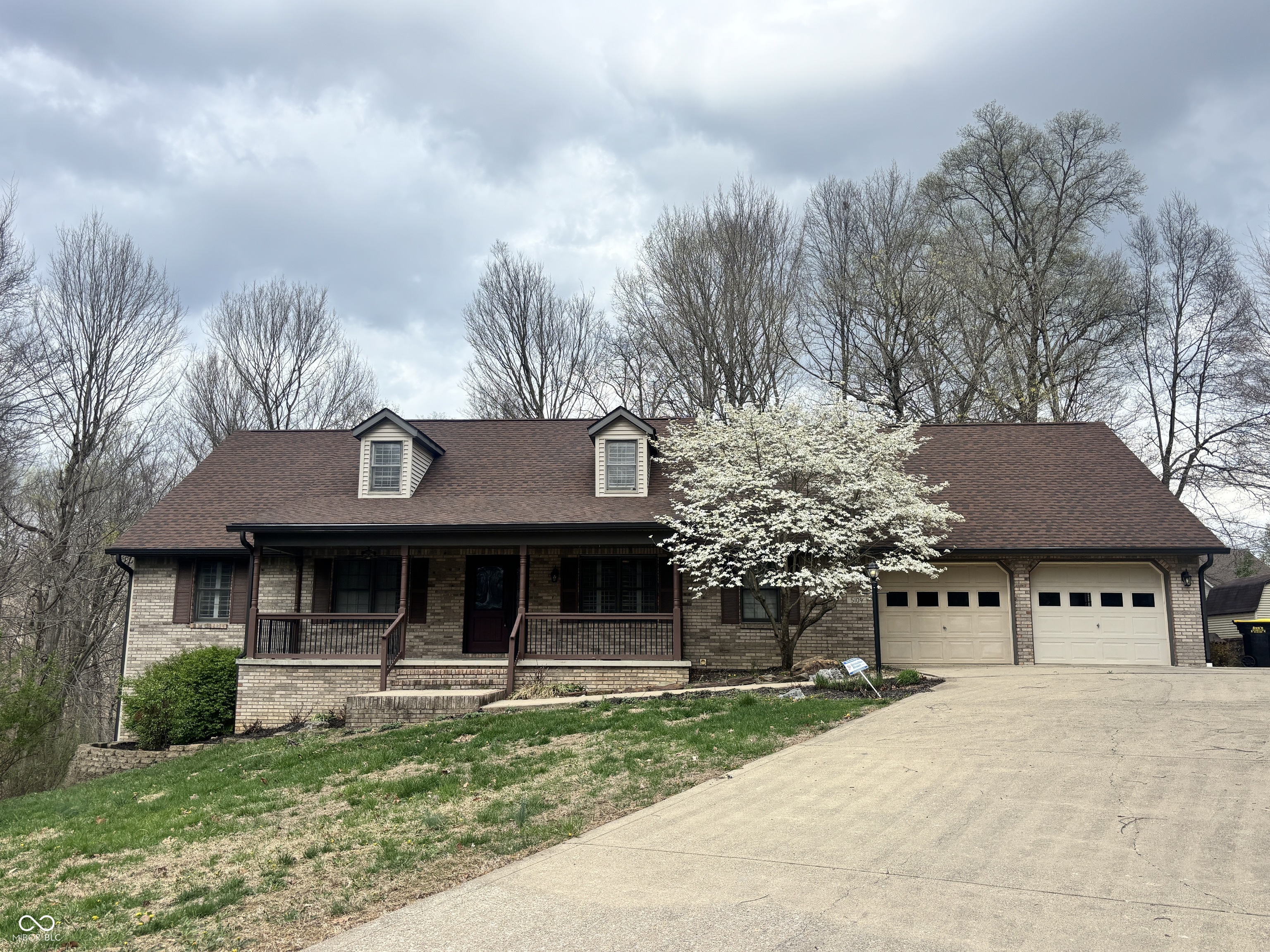 5109 N Weathers Court