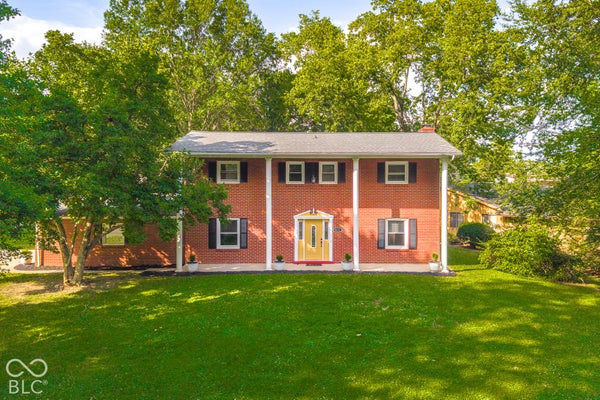 9231 N CHERRY HILLS DR, COLUMBUS, IN 47201 - Image 328f6439ceeaa8bf9aebab6e1d80d70b/121380551