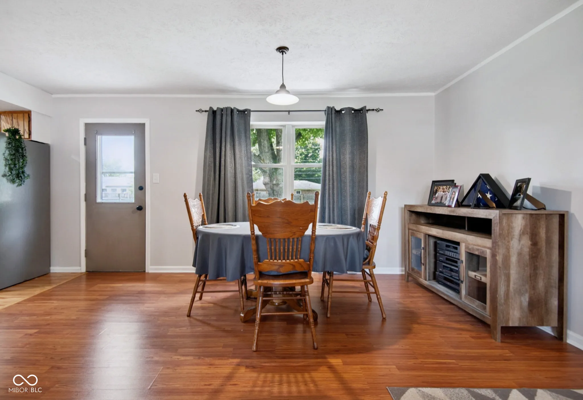 Franklin, Indiana 46131, United States, 3 Bedrooms Bedrooms, ,2 BathroomsBathrooms,Residential,Pending,172514