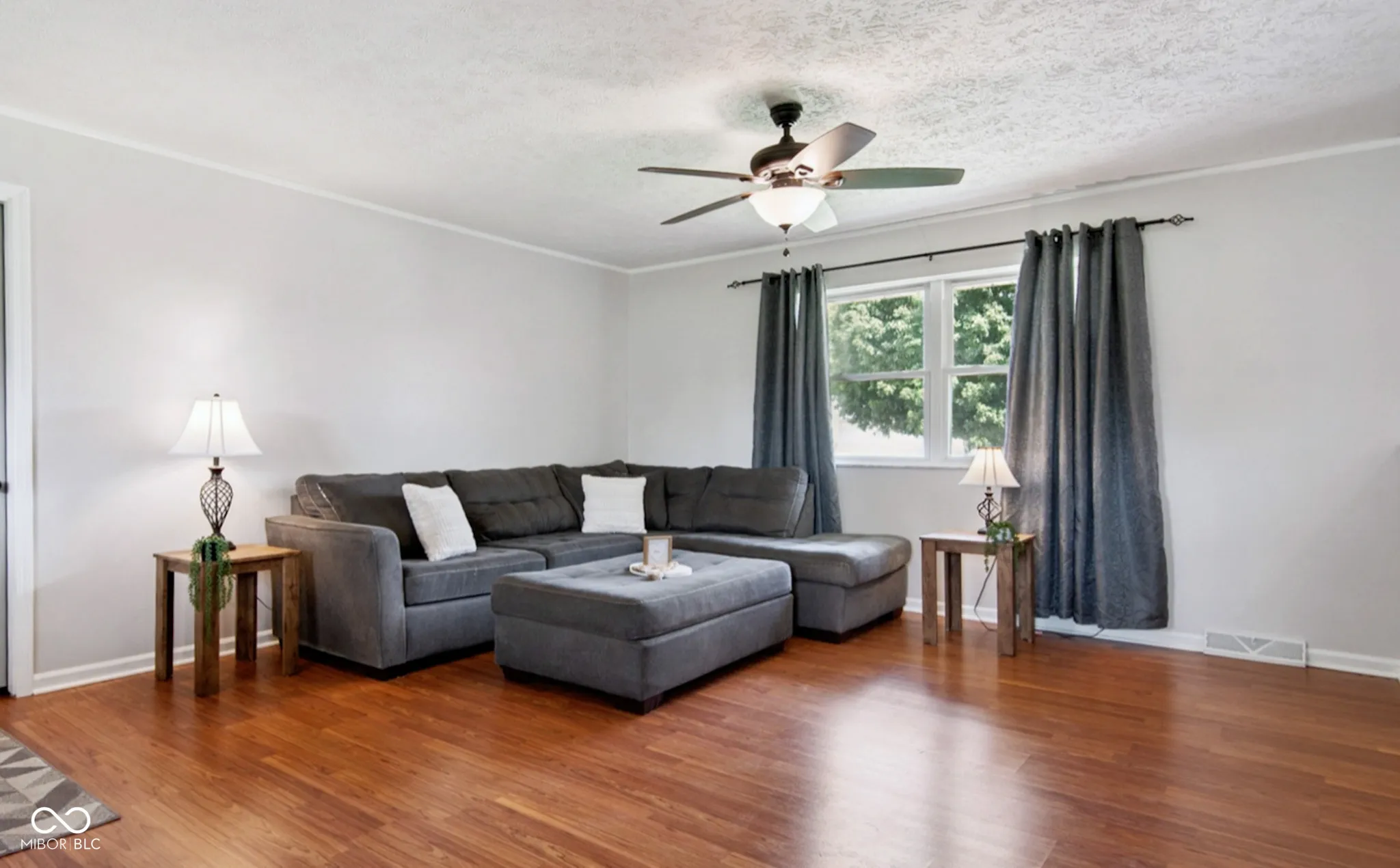 Franklin, Indiana 46131, United States, 3 Bedrooms Bedrooms, ,2 BathroomsBathrooms,Residential,Pending,172514