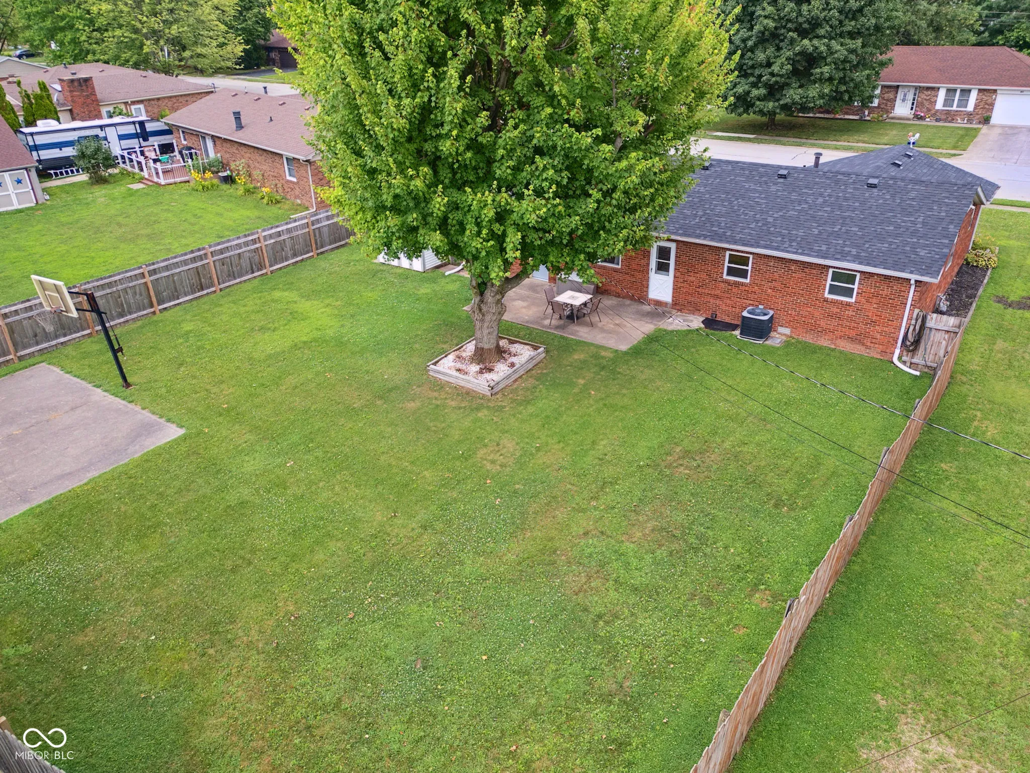 Franklin, Indiana 46131, United States, 3 Bedrooms Bedrooms, ,2 BathroomsBathrooms,Residential,Pending,172514