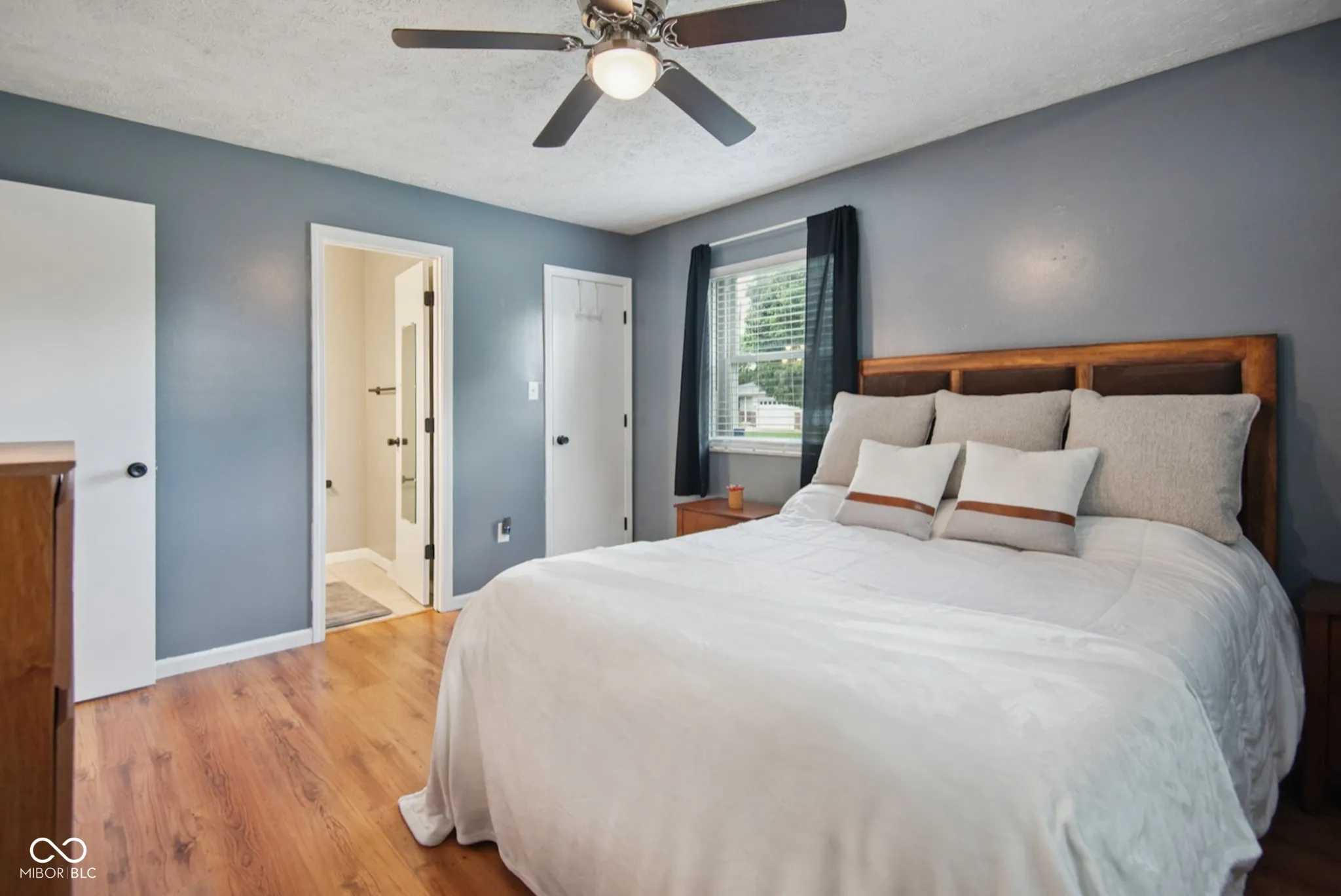 Franklin, Indiana 46131, United States, 3 Bedrooms Bedrooms, ,2 BathroomsBathrooms,Residential,Pending,172514