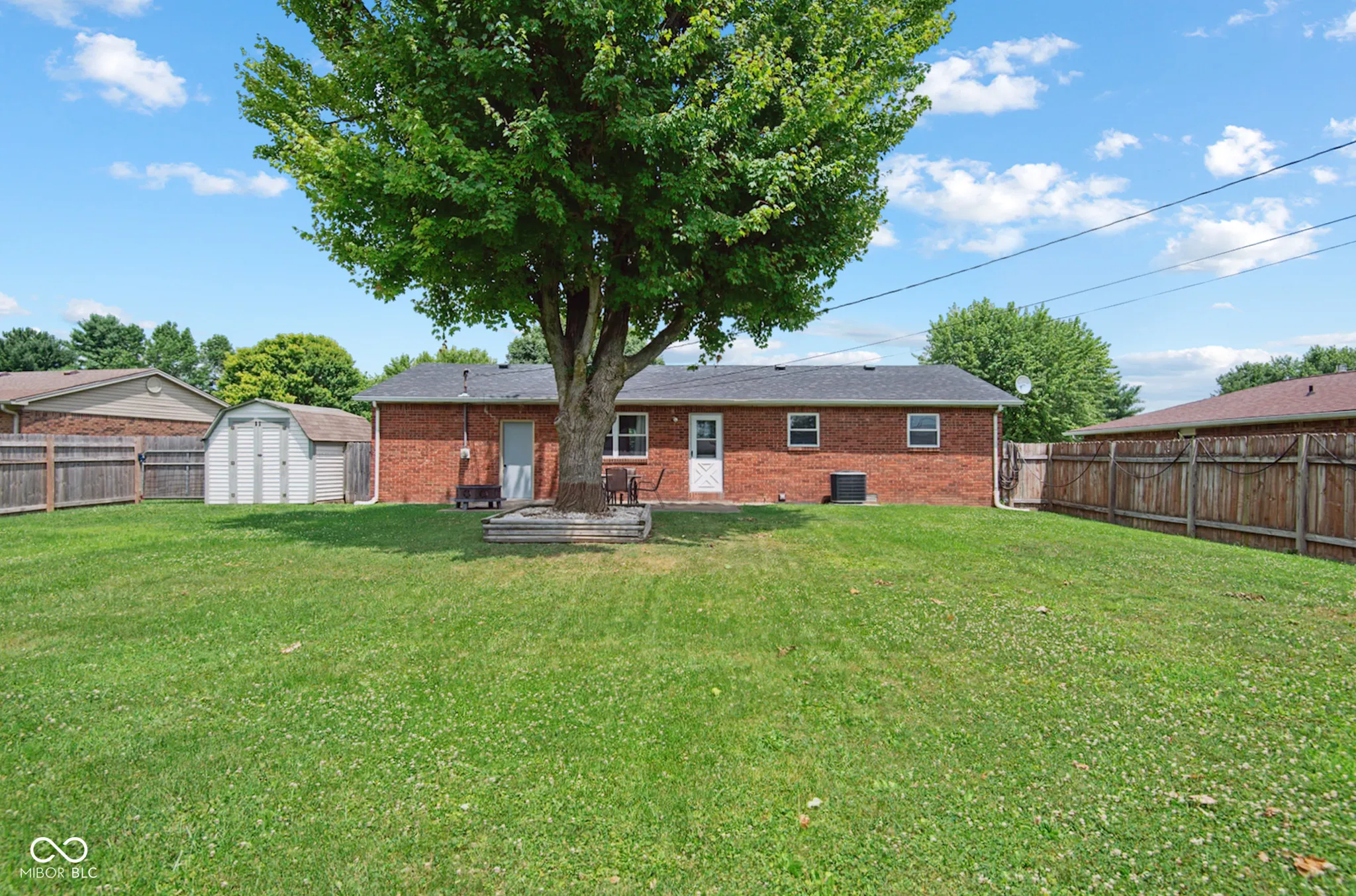 Franklin, Indiana 46131, United States, 3 Bedrooms Bedrooms, ,2 BathroomsBathrooms,Residential,Pending,172514