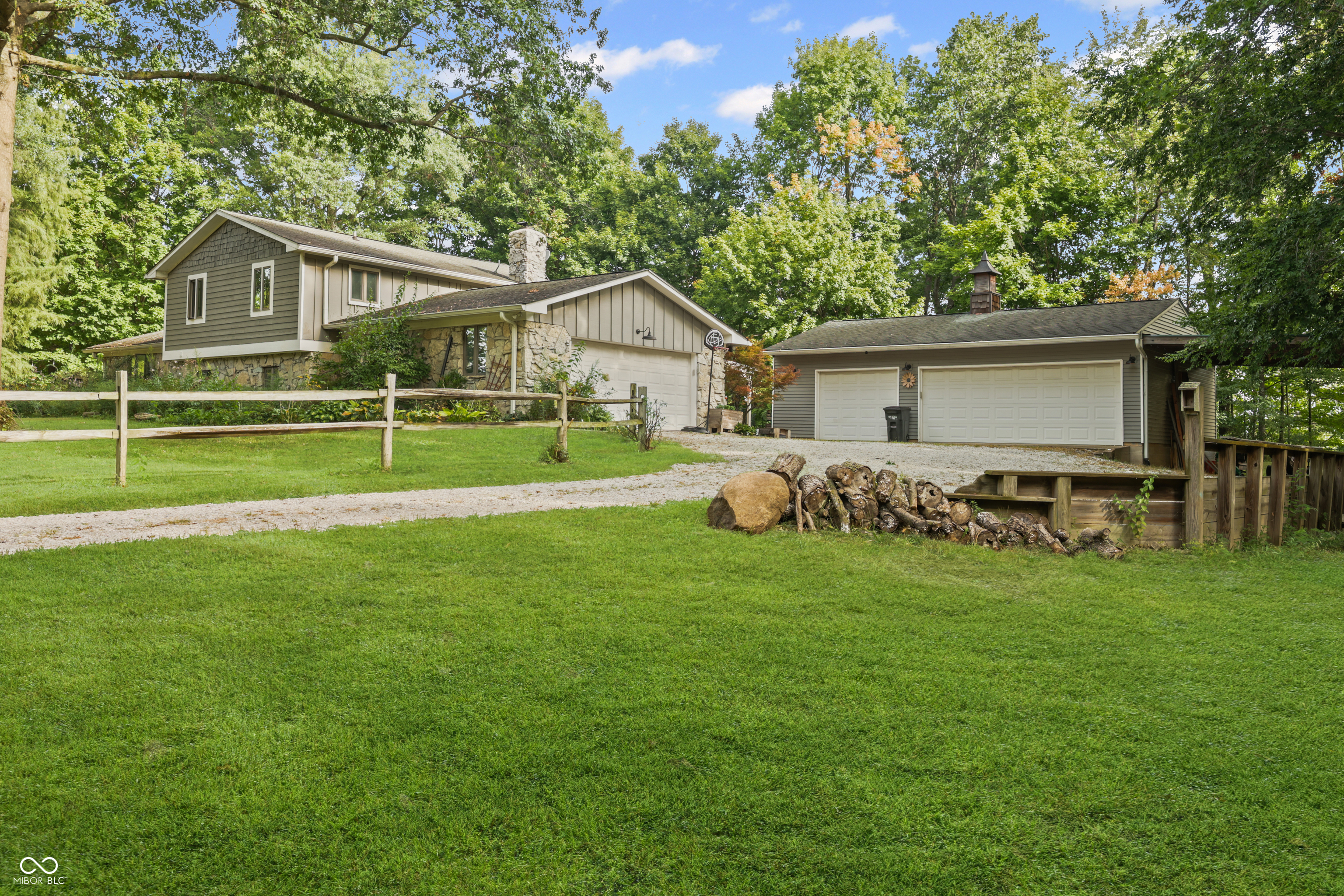 5756 Foxfire Lane