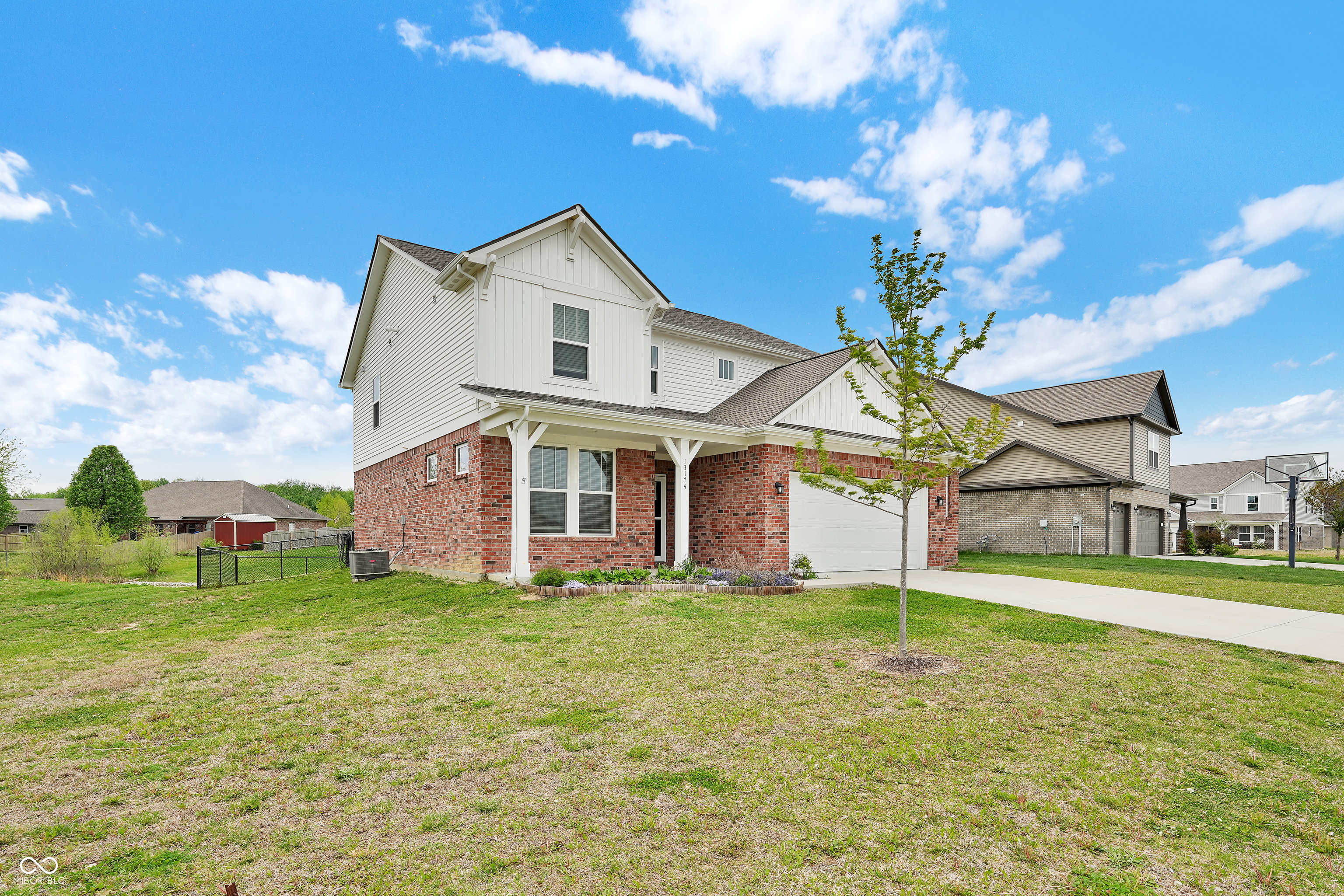 13174 N Departure Boulevard E