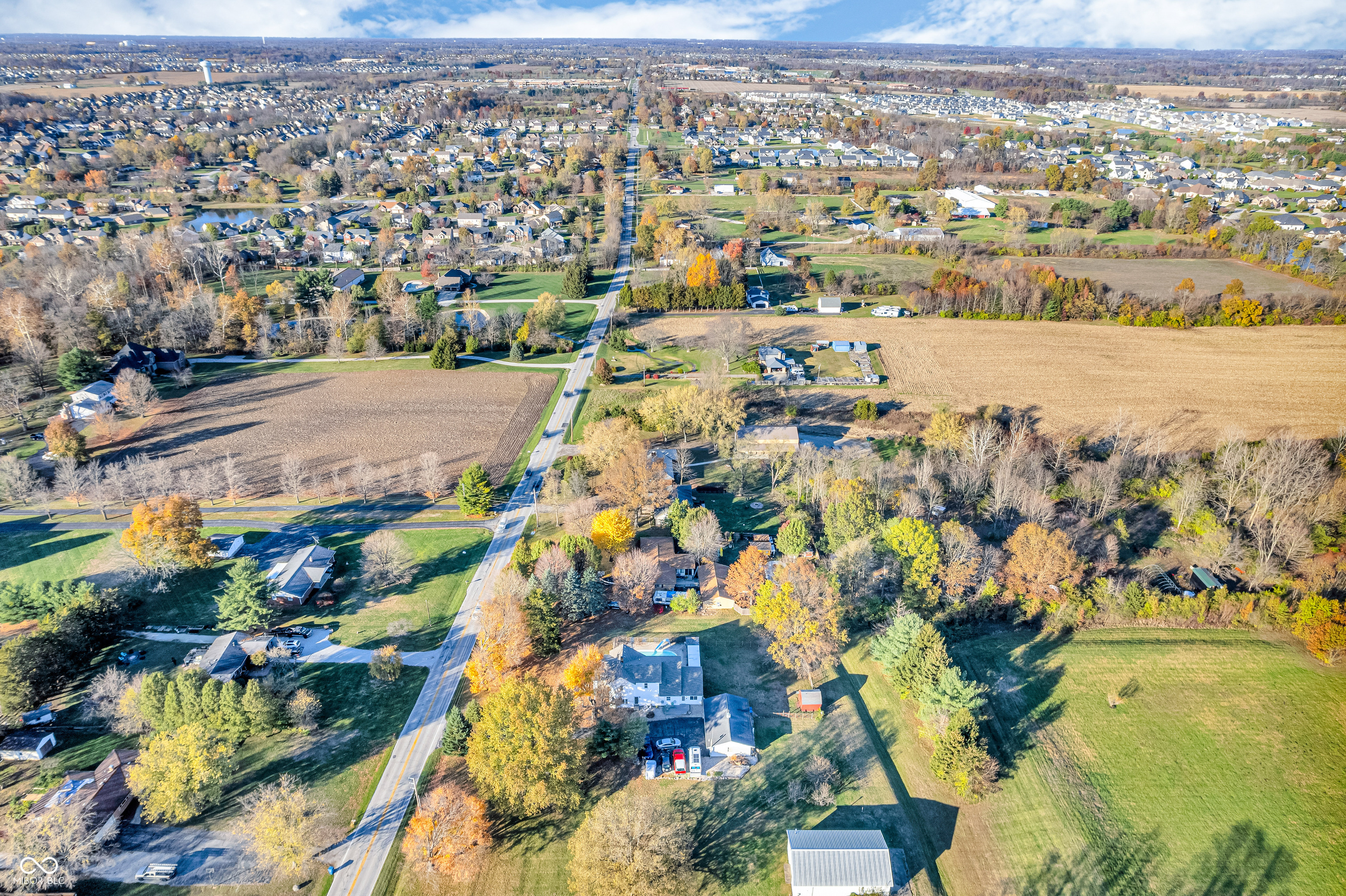 Indianapolis, Indiana 46259, United States, 4 Bedrooms Bedrooms, ,3 BathroomsBathrooms,Residential,Pending,33868