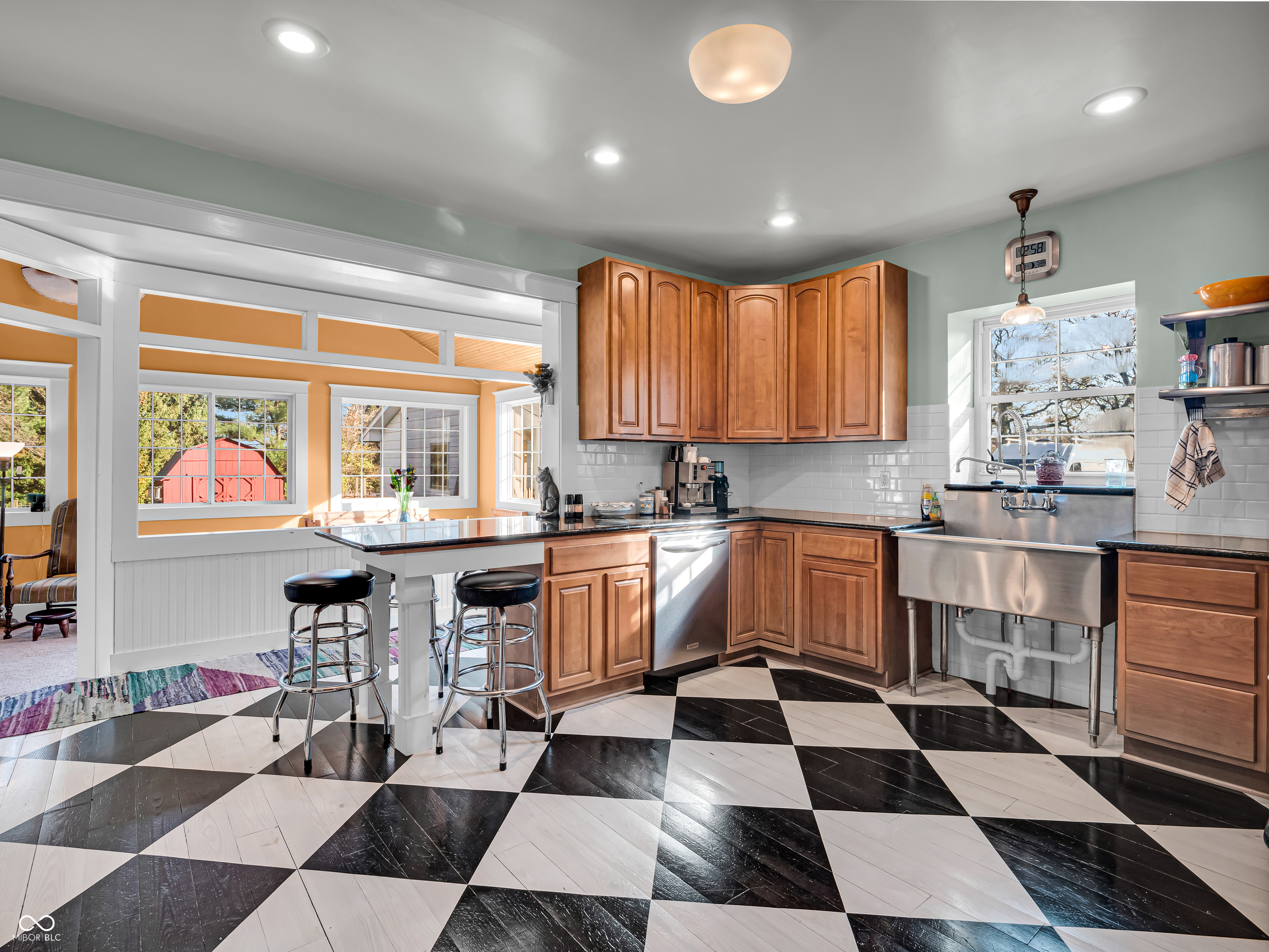 Indianapolis, Indiana 46259, United States, 4 Bedrooms Bedrooms, ,3 BathroomsBathrooms,Residential,Pending,33868