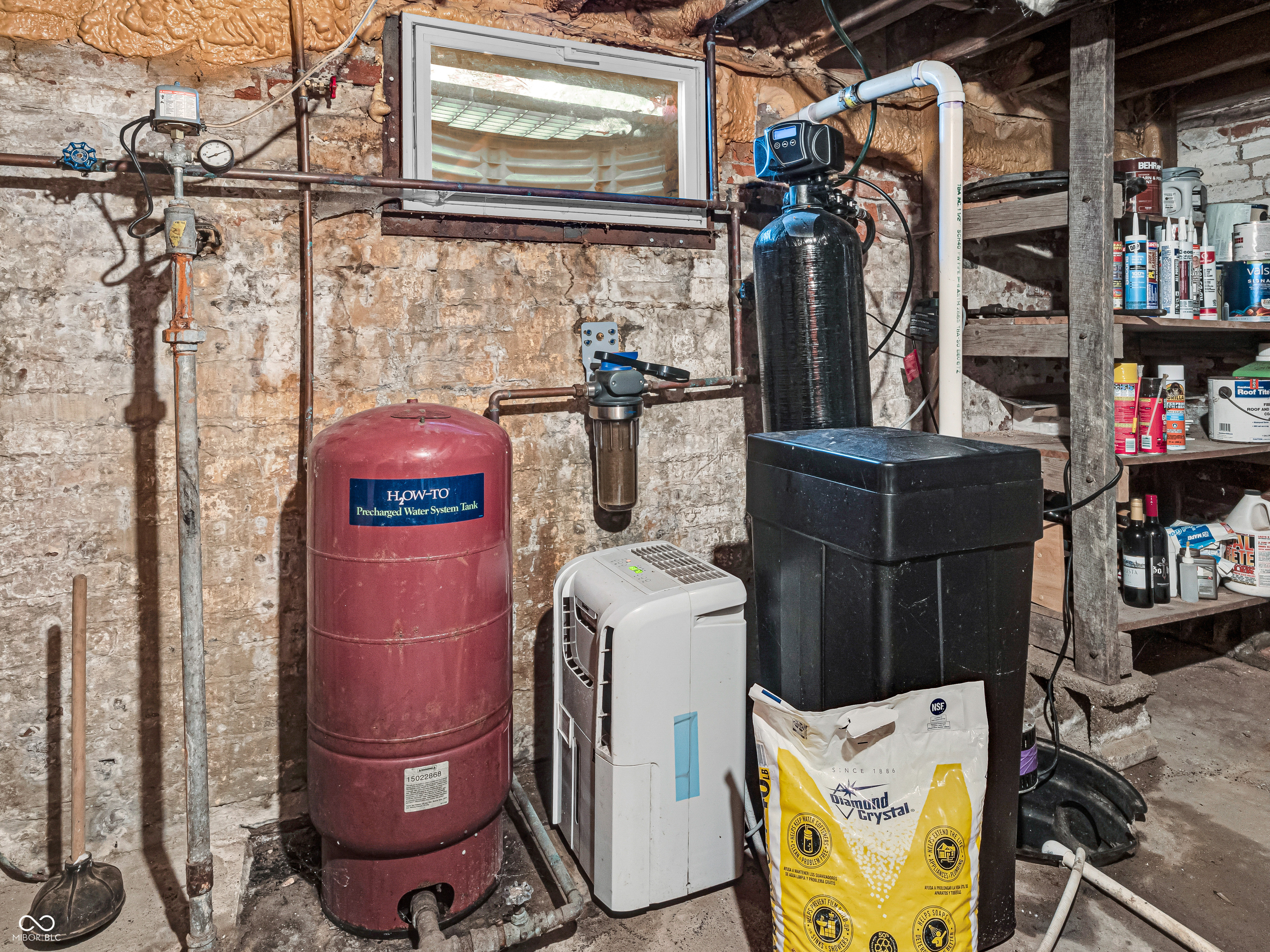 Indianapolis, Indiana 46259, United States, 4 Bedrooms Bedrooms, ,3 BathroomsBathrooms,Residential,Pending,33868