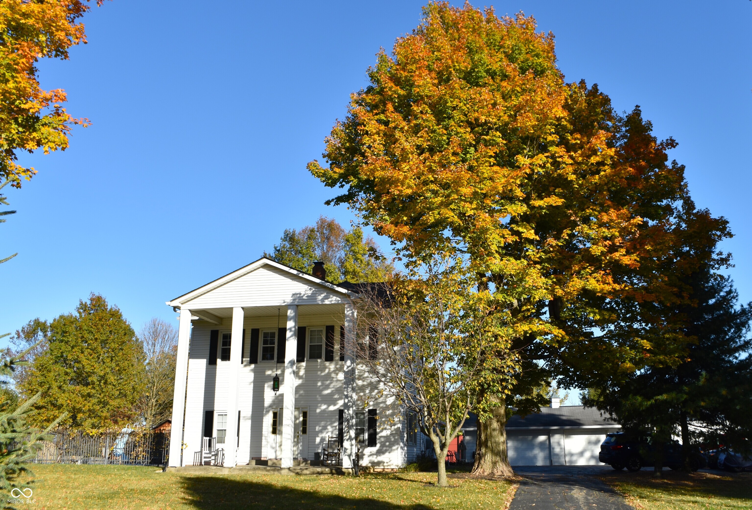 Indianapolis, Indiana 46259, United States, 4 Bedrooms Bedrooms, ,3 BathroomsBathrooms,Residential,Pending,33868
