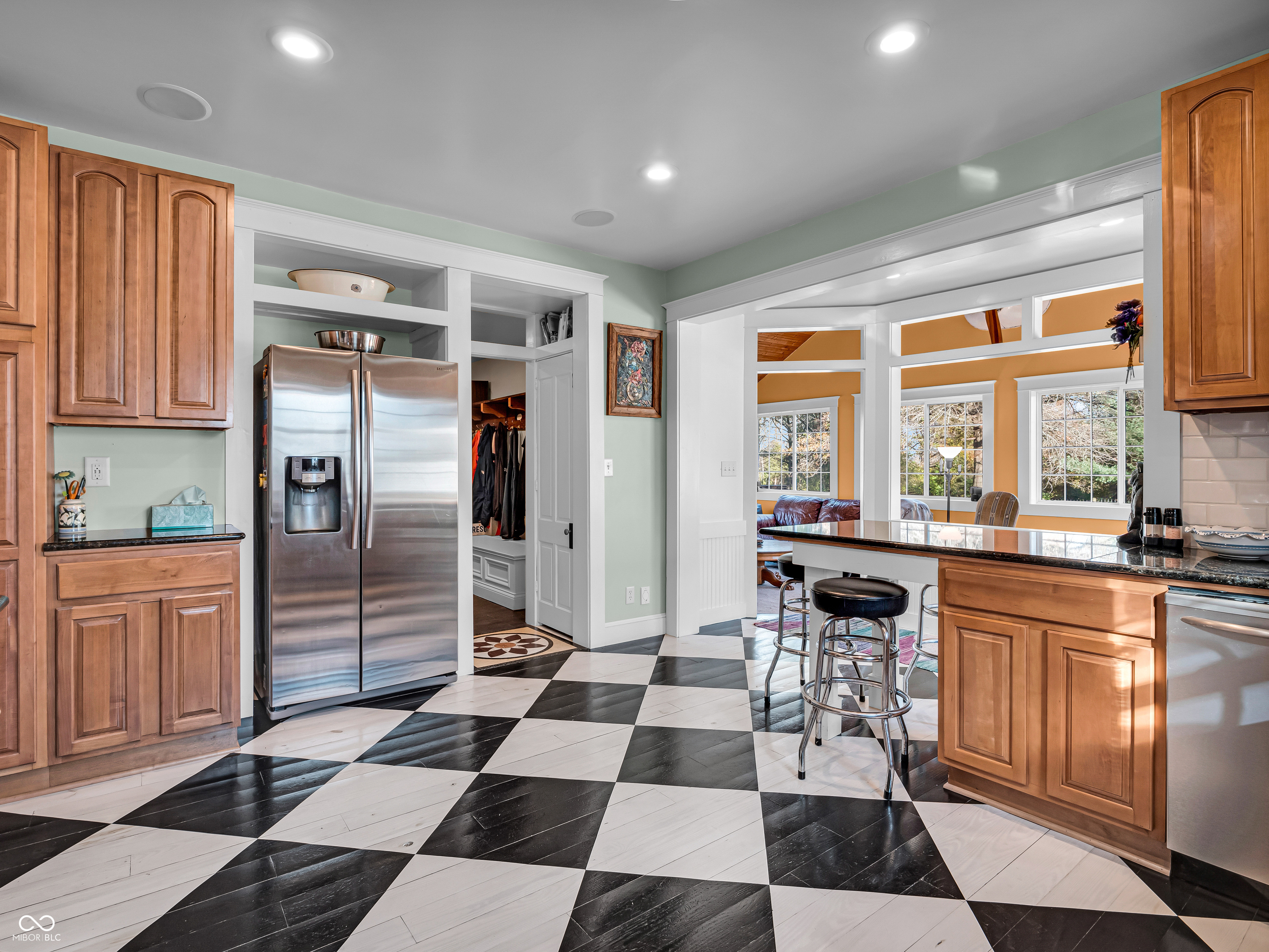 Indianapolis, Indiana 46259, United States, 4 Bedrooms Bedrooms, ,3 BathroomsBathrooms,Residential,Pending,33868