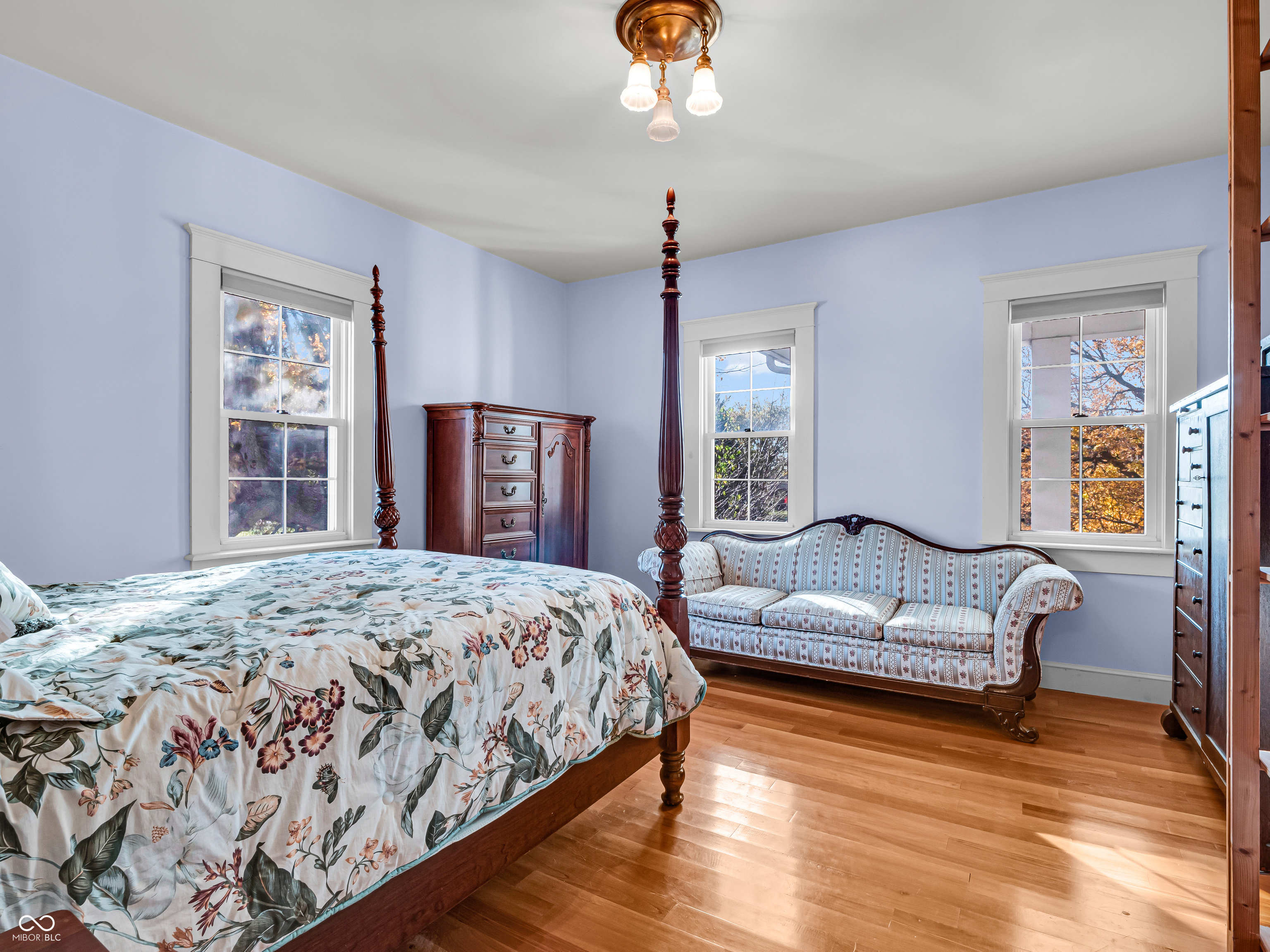 Indianapolis, Indiana 46259, United States, 4 Bedrooms Bedrooms, ,3 BathroomsBathrooms,Residential,Pending,33868