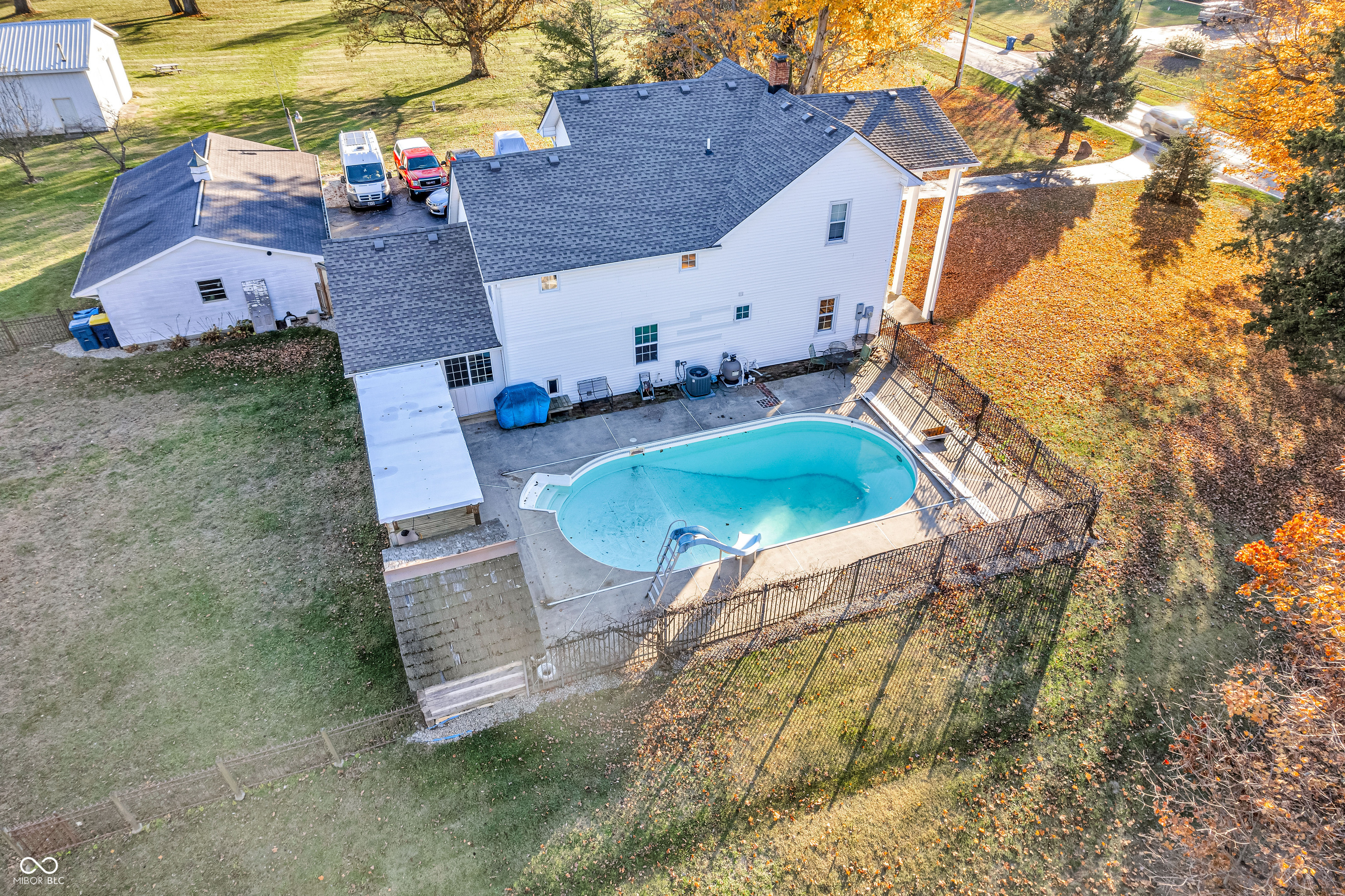 Indianapolis, Indiana 46259, United States, 4 Bedrooms Bedrooms, ,3 BathroomsBathrooms,Residential,Pending,33868