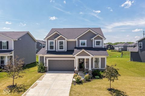 Photo of 6907 Seattle Slew Drive, Whitestown, IN 46075 (MLS # 22107456)