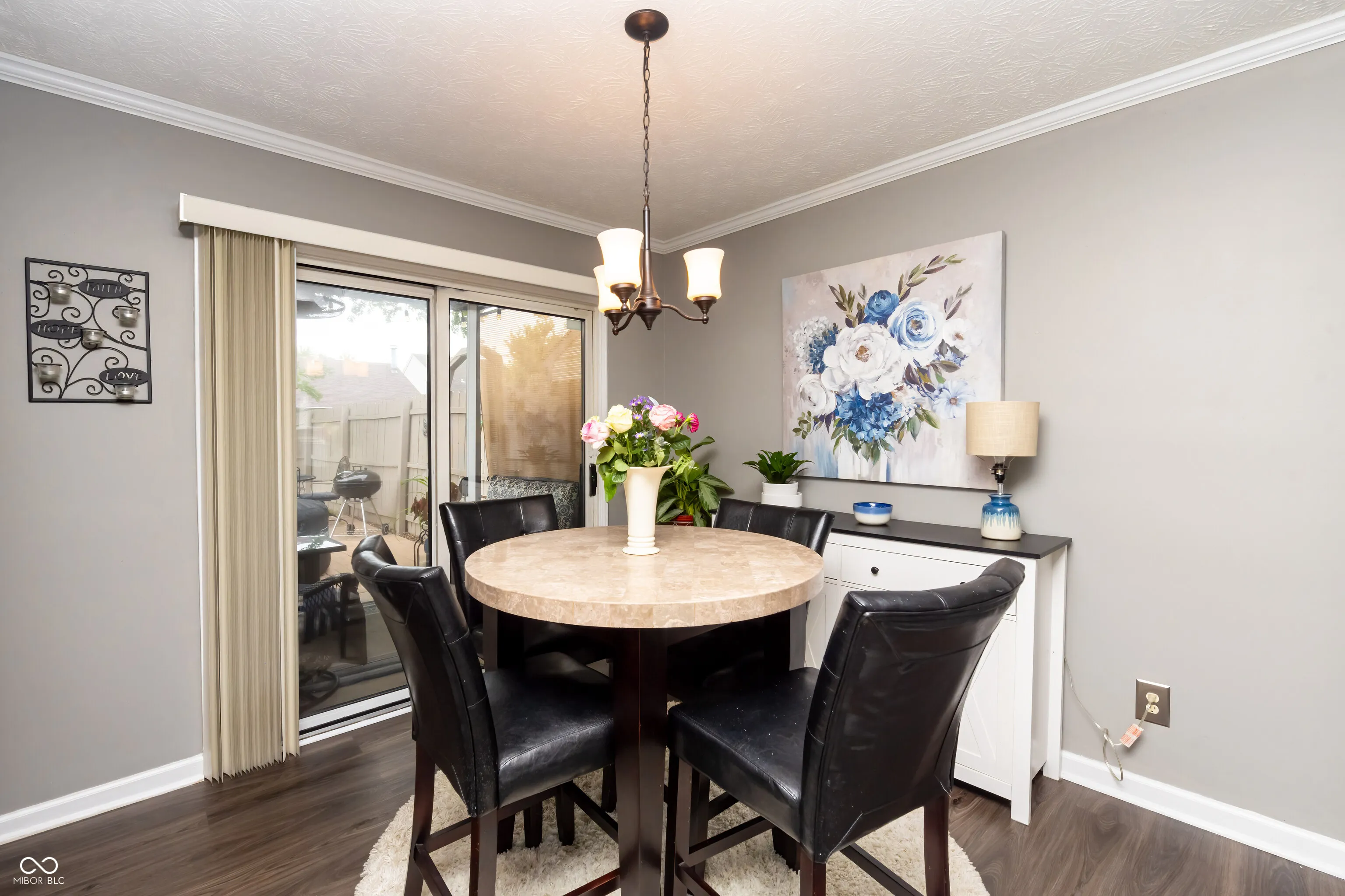 Greenwood, Indiana 46142, United States, 3 Bedrooms Bedrooms, ,3 BathroomsBathrooms,Residential,Pending,23785