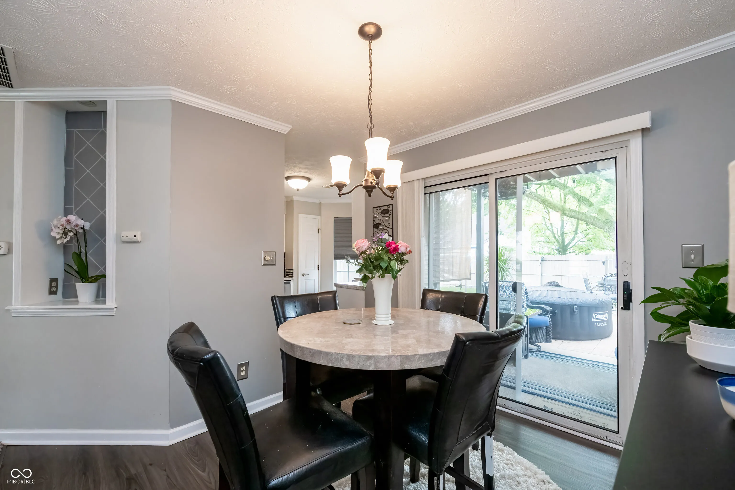 Greenwood, Indiana 46142, United States, 3 Bedrooms Bedrooms, ,3 BathroomsBathrooms,Residential,Pending,23785