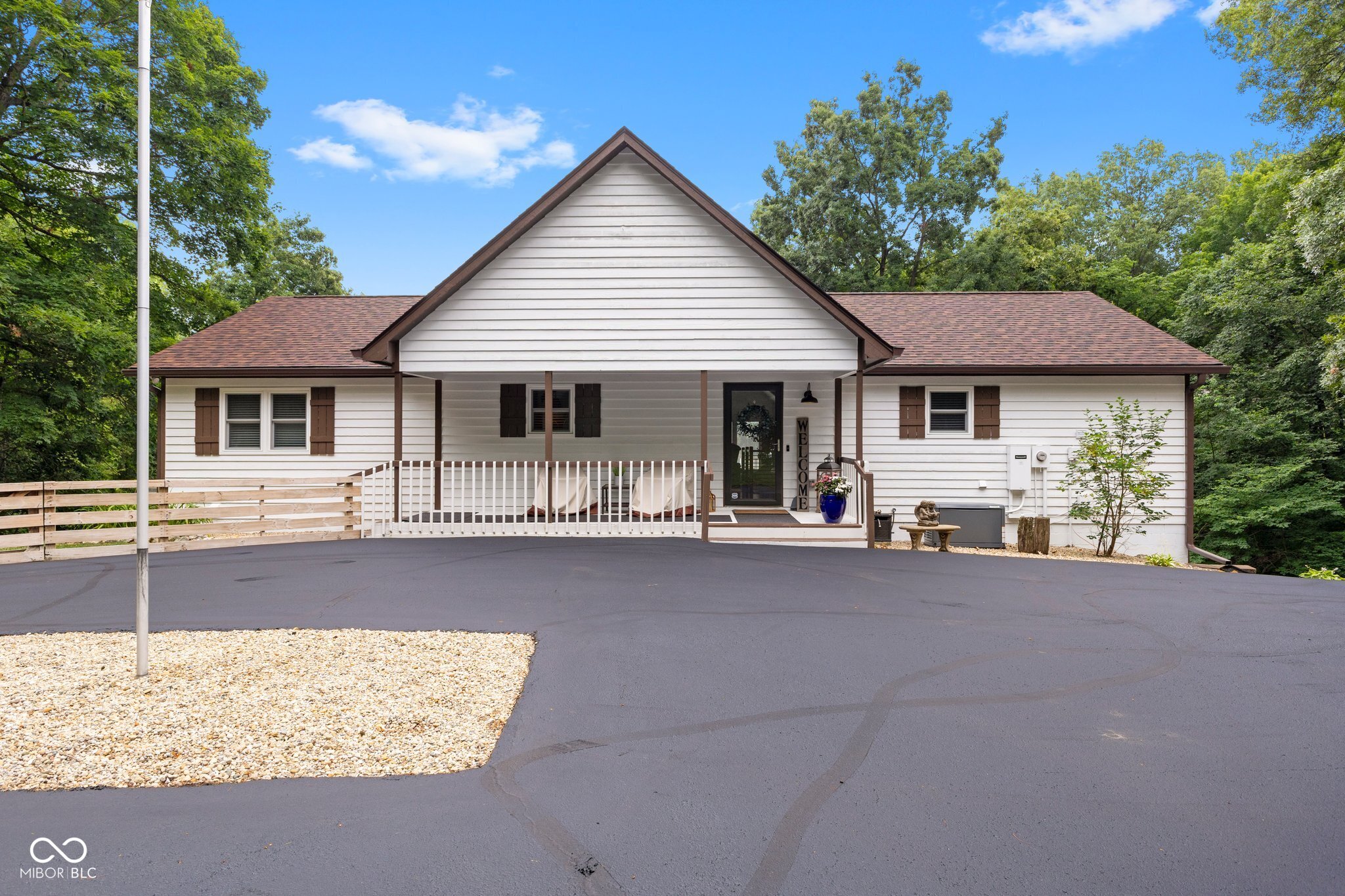 7701 Center Lake Road