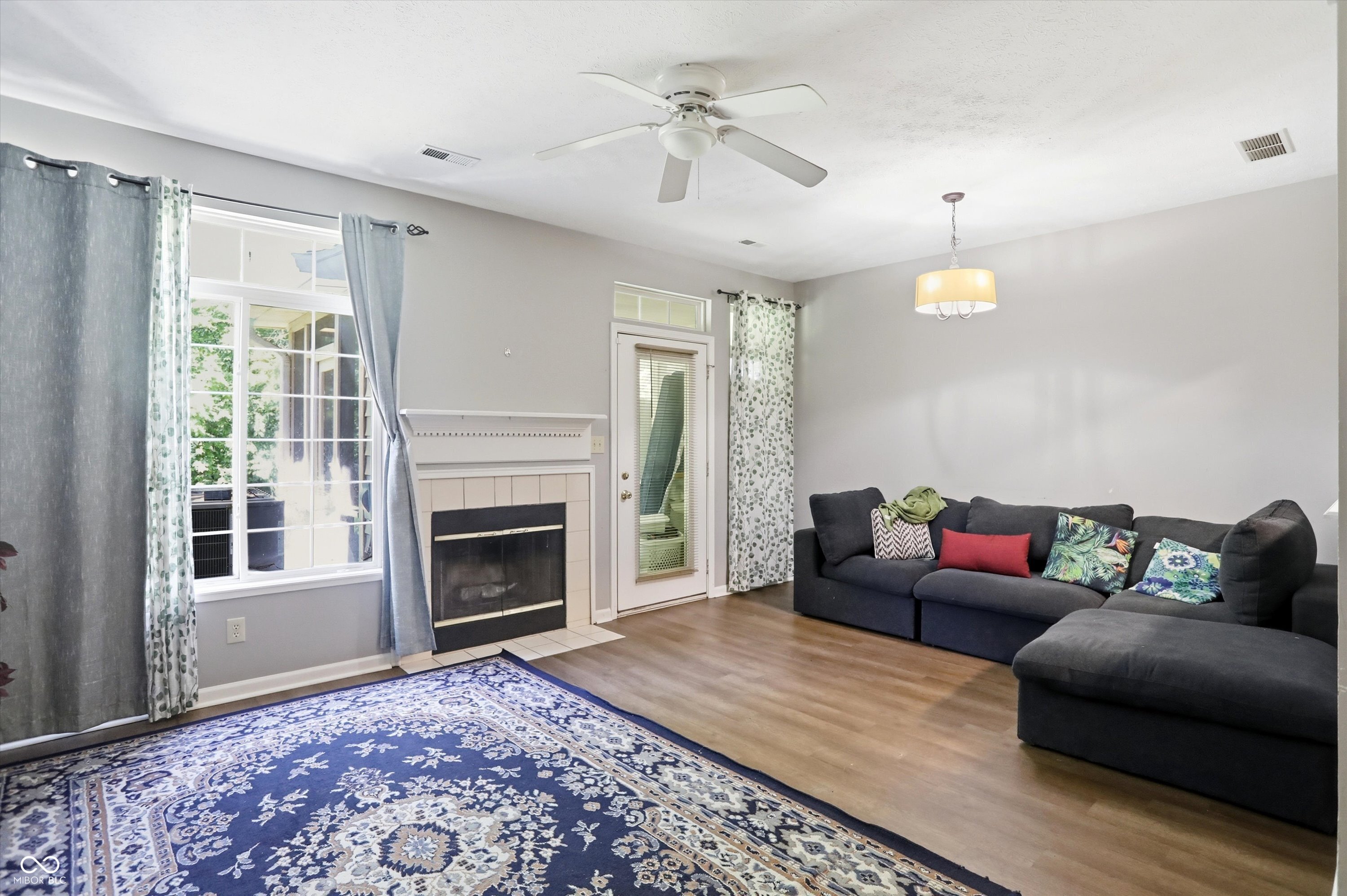 5546 Nighthawk Drive