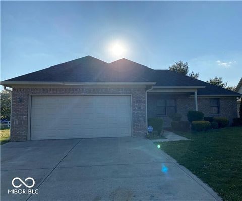 1128 Brookside Court Avon IN 46123