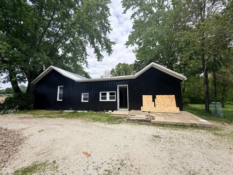 Photo for 2562 S County Road 60 SW