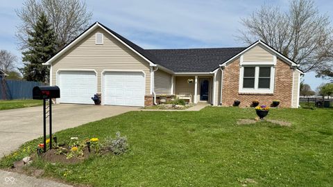 Photo of 8941 Country Walk Court, Indianapolis, IN 46227 (MLS # 22095068)