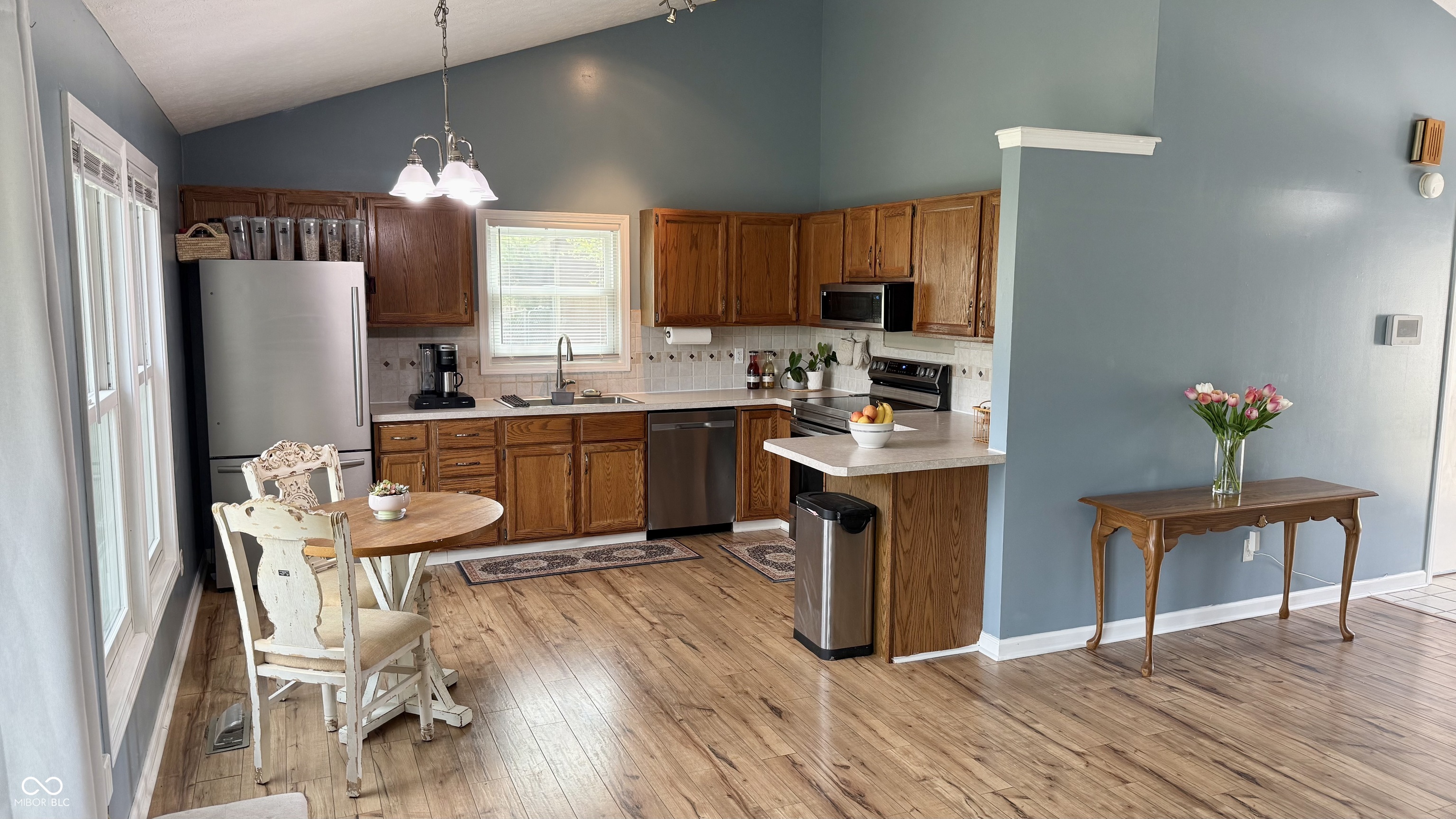 8941 Country Walk Court