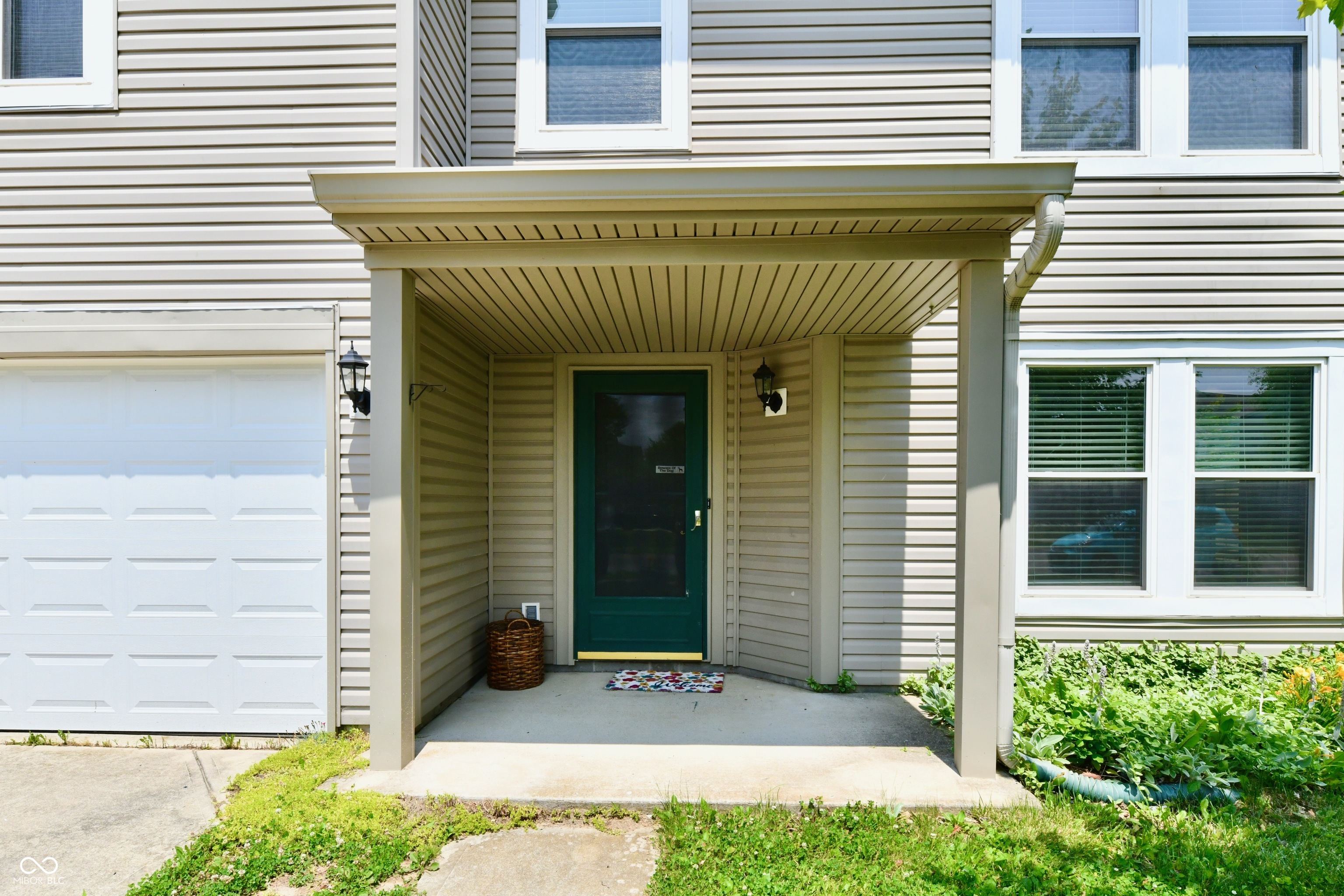 1252 Jasmine Drive