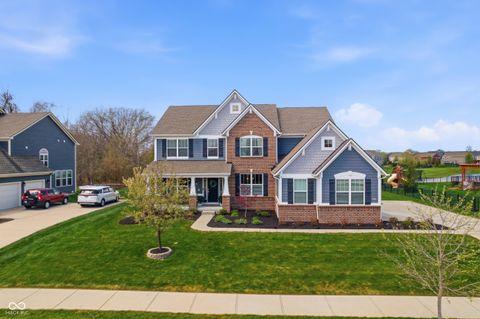 Photo of 13338 Lansbury Lane, Fishers, IN 46037 (MLS # 22095317)
