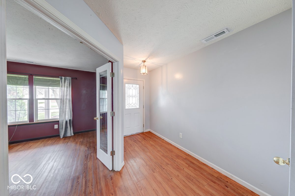 1125 Central Park Boulevard N