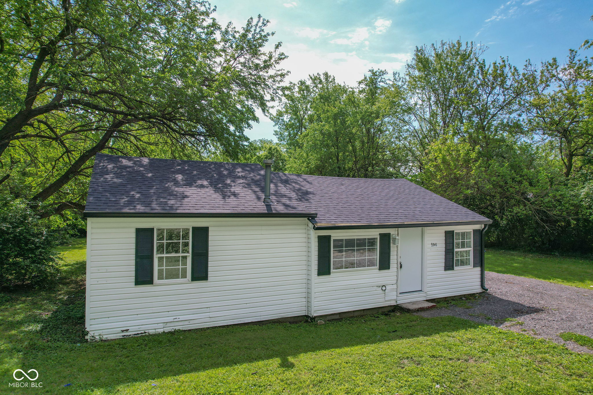 3341 N Downey Avenue